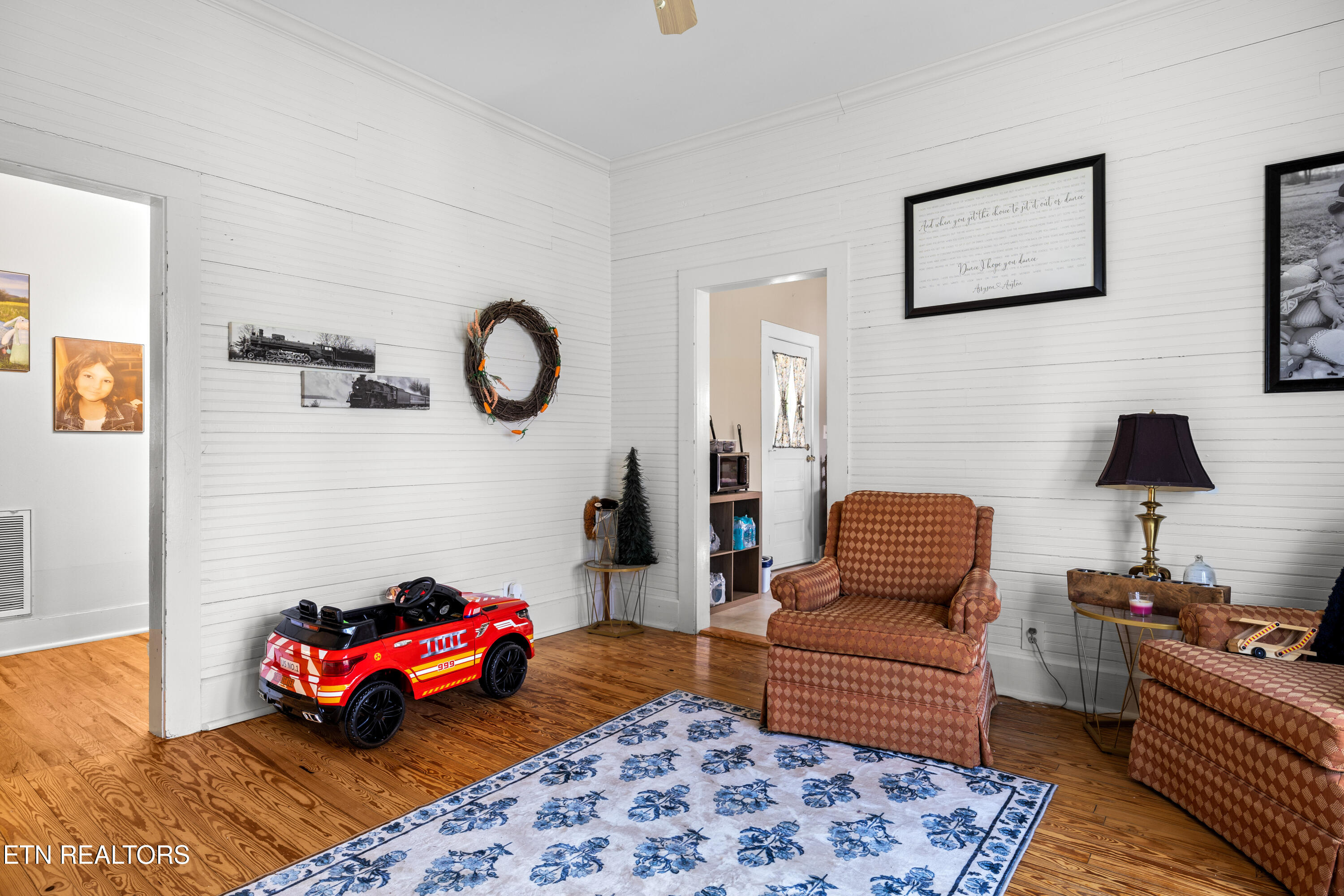 207 Loomis Street Tellico Plains TN 37385