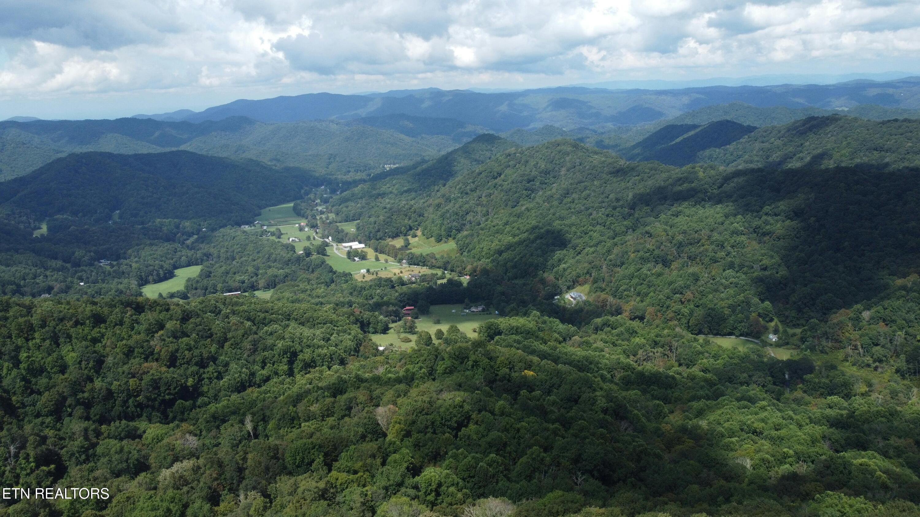 669 Pond Ridge Road Tellico Plains TN 37385