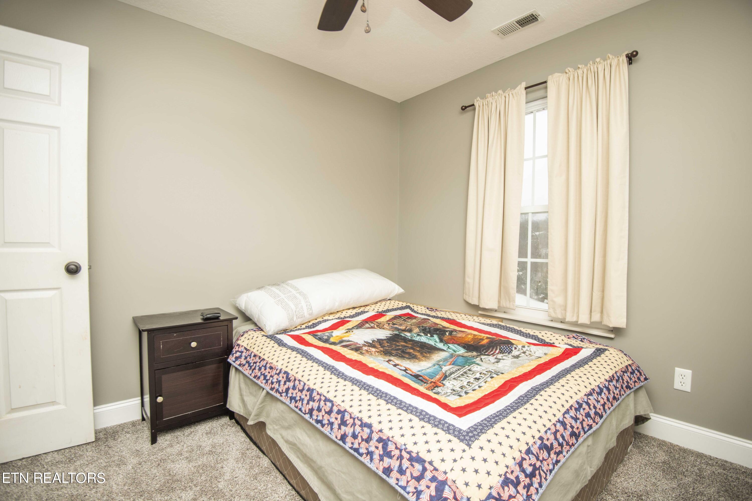 8215 Woodpath Lane Powell TN 37849