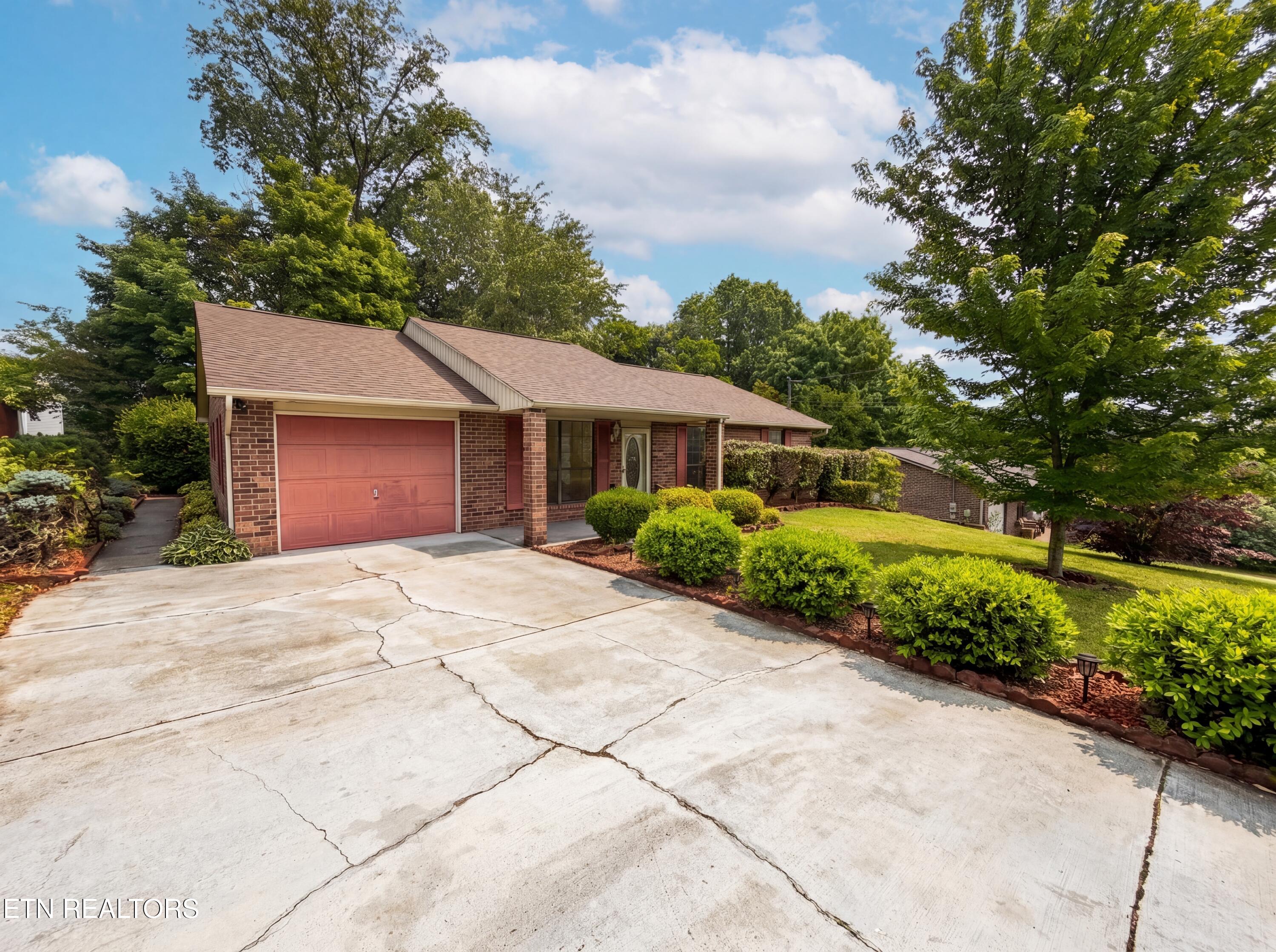 6020 Morning Glory Place Knoxville TN 37912