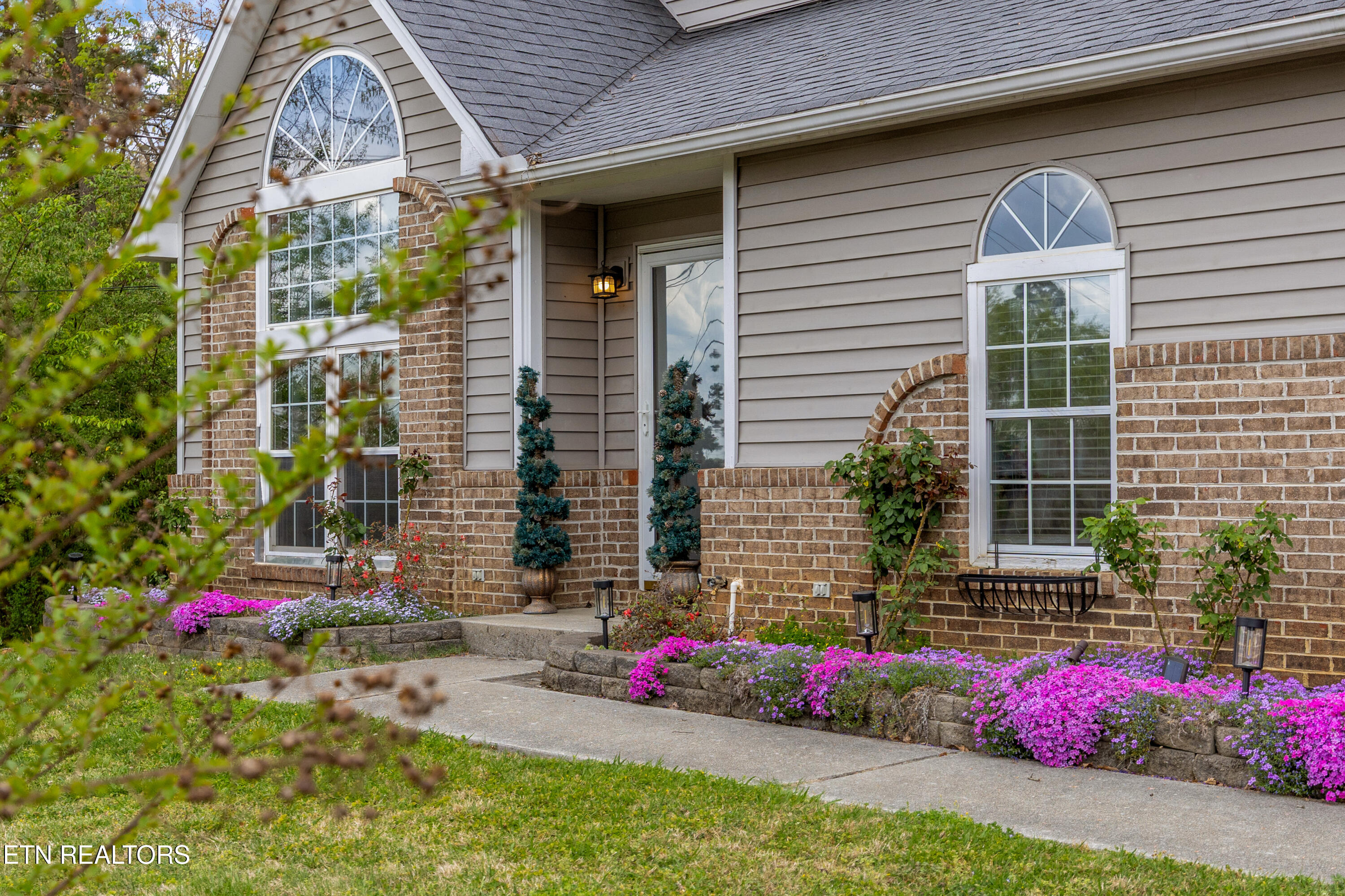 9800 Crestline Drive Knoxville TN 37922