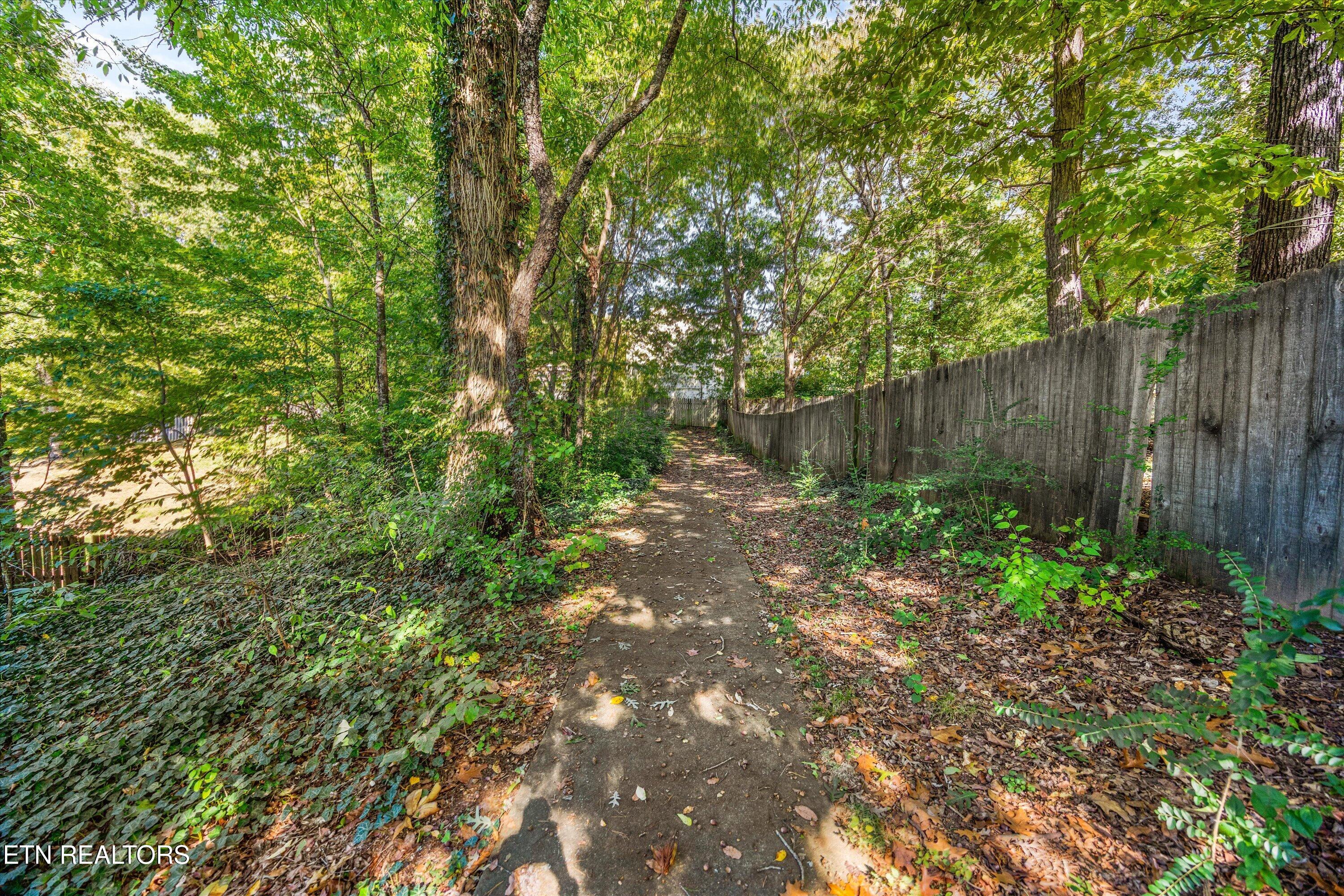 9800 Crestline Drive Knoxville TN 37922