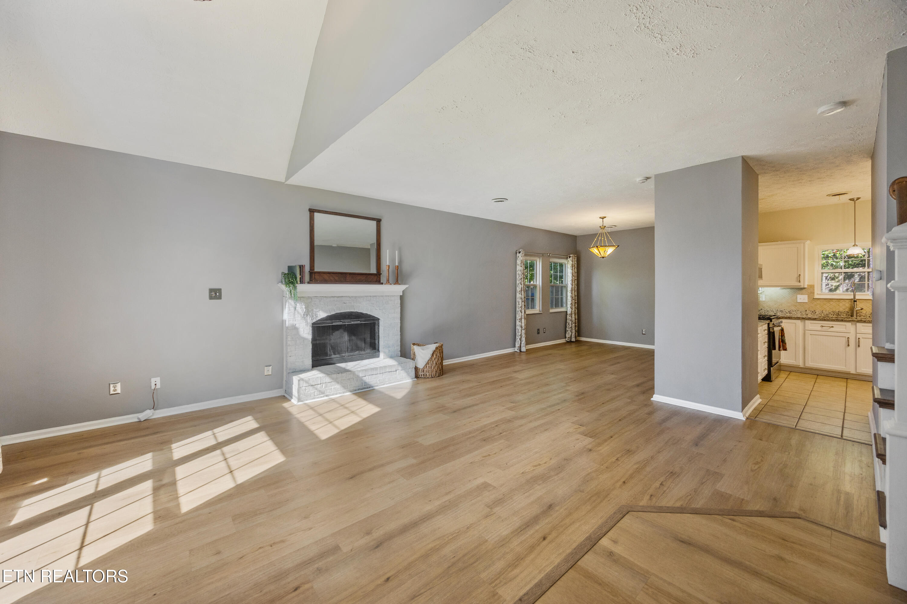 9800 Crestline Drive Knoxville TN 37922