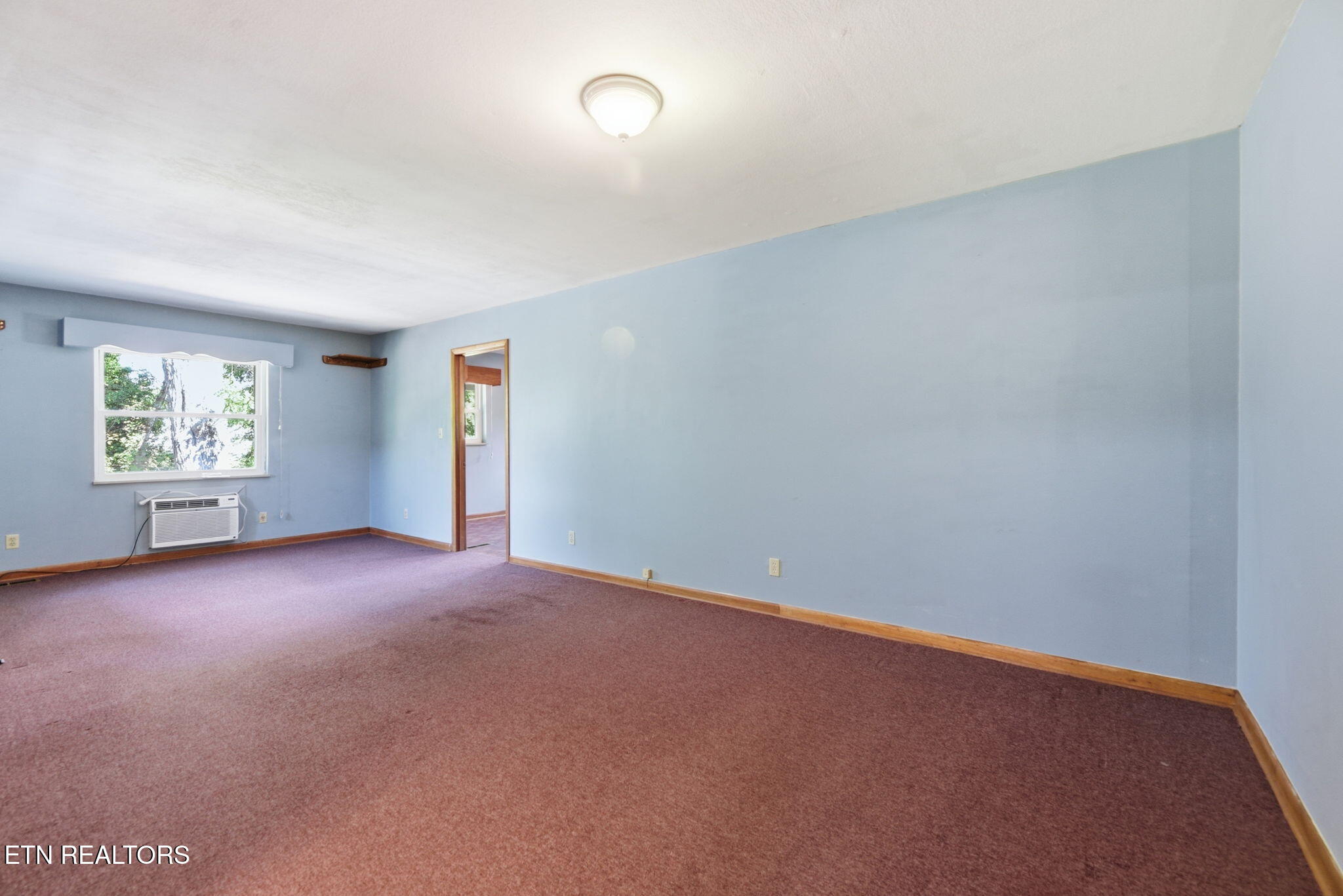 411 Woodland Drive Clinton TN 37716