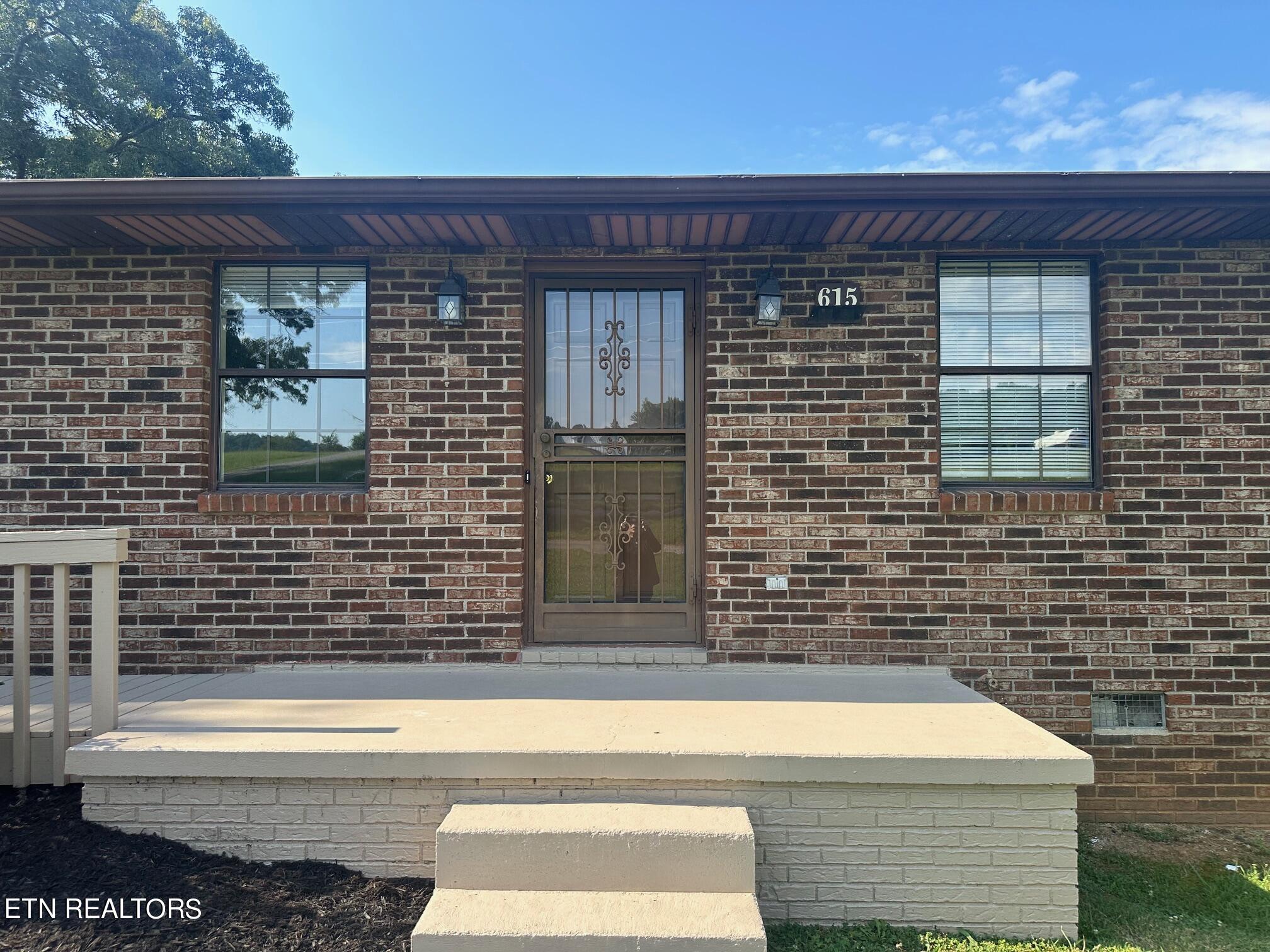 615 N. Edington Lane Knoxville TN 37920