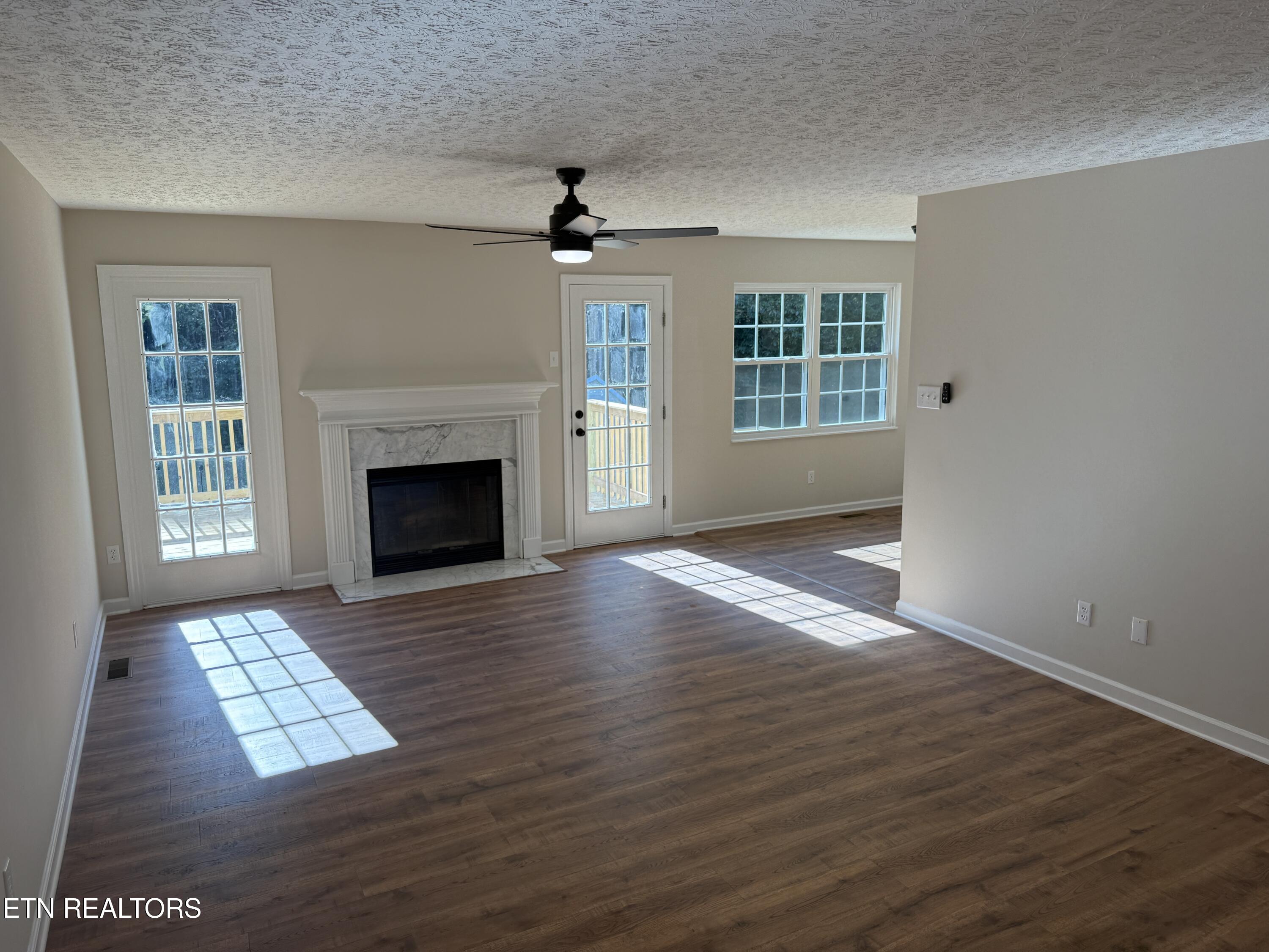 131 Autumn Drive Clinton TN 37716