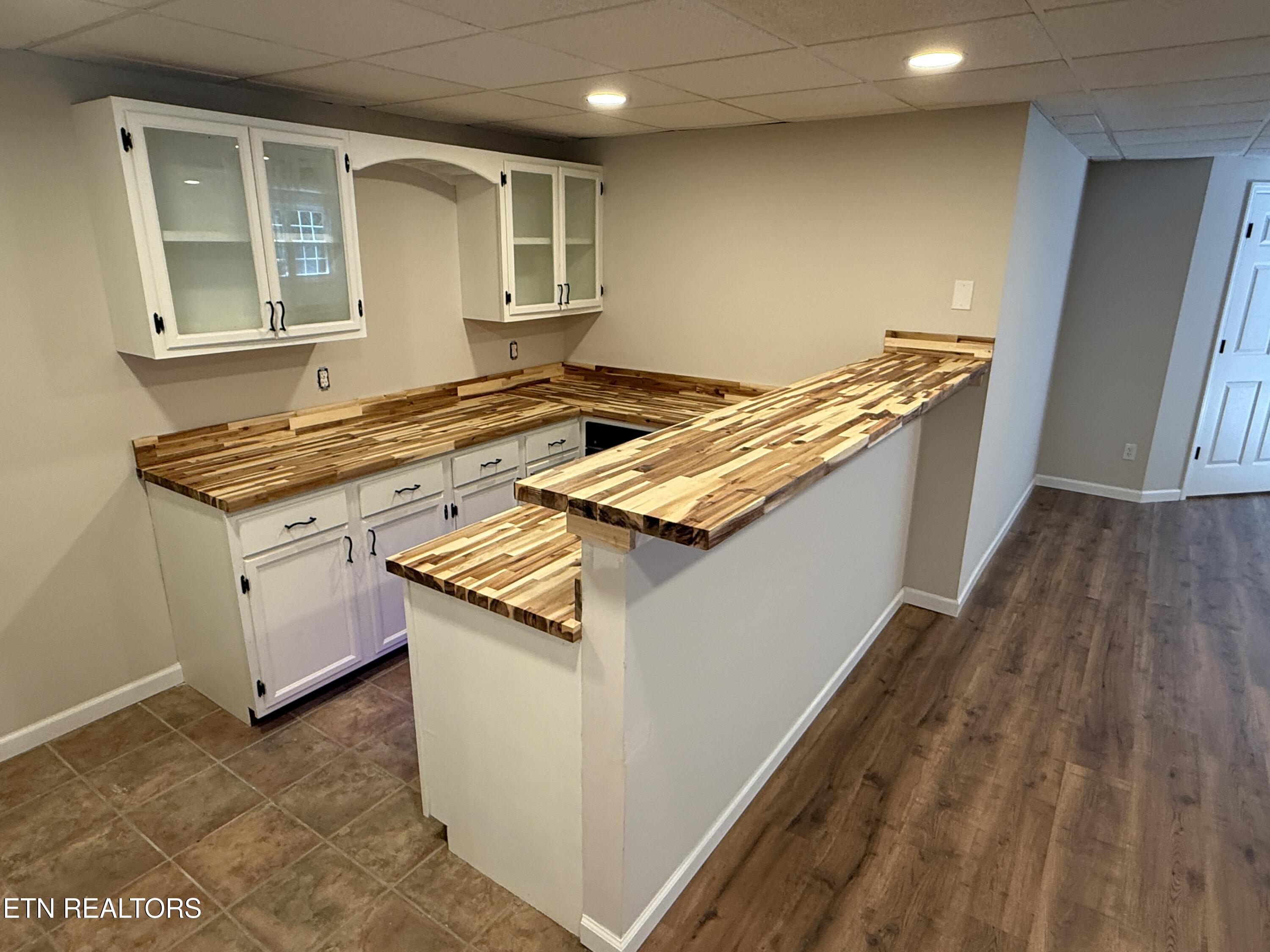 131 Autumn Drive Clinton TN 37716