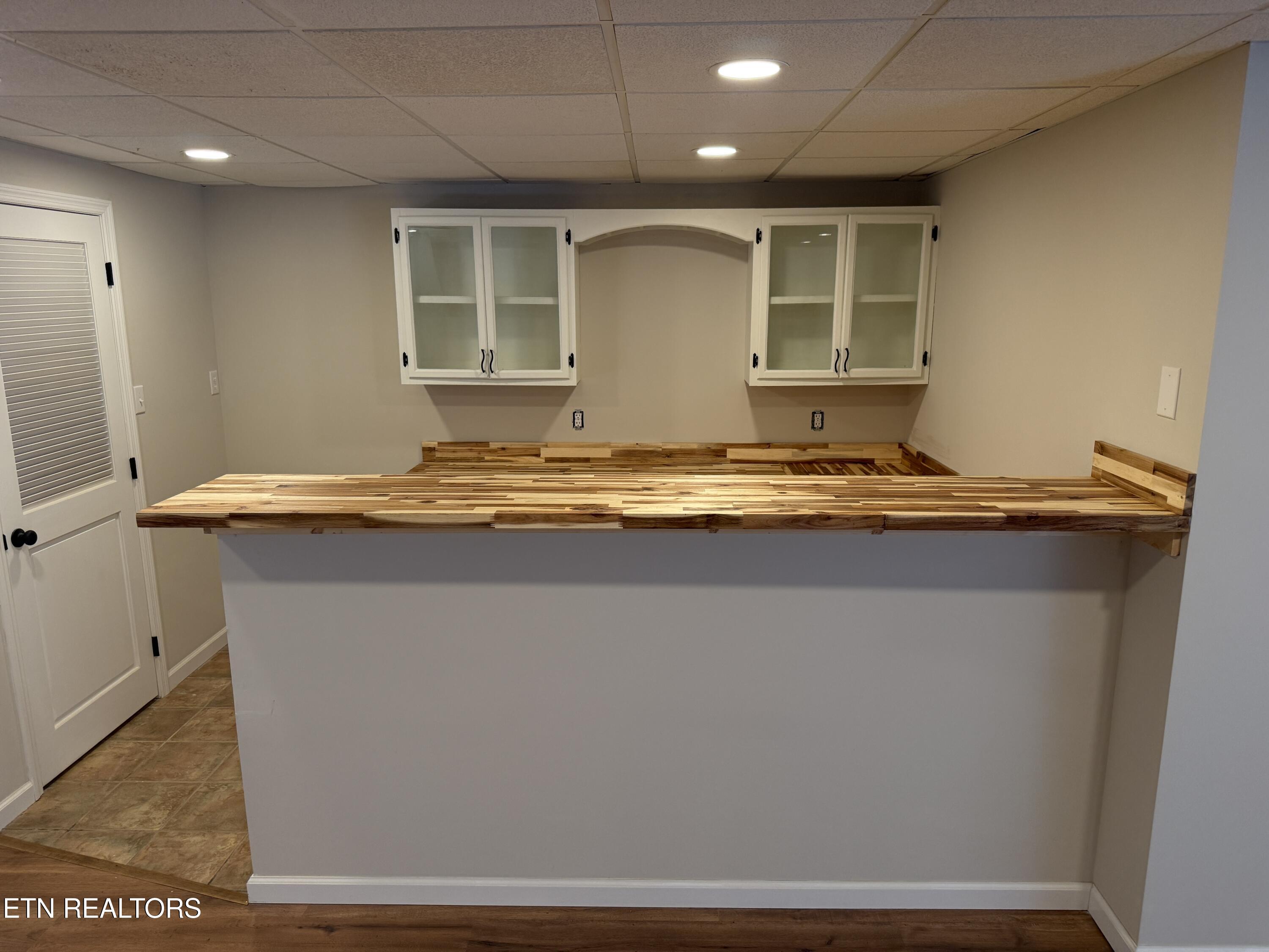 131 Autumn Drive Clinton TN 37716