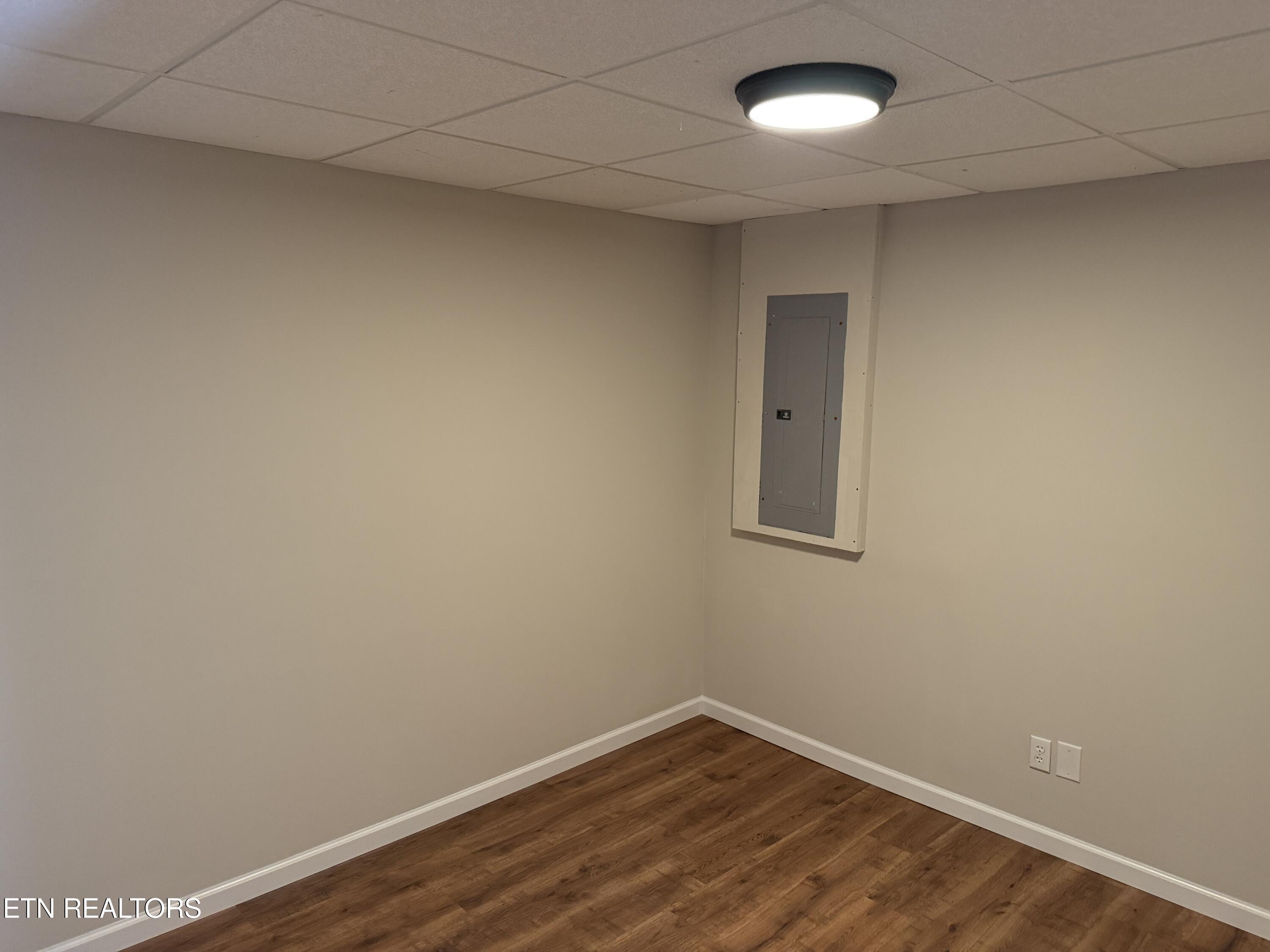 131 Autumn Drive Clinton TN 37716