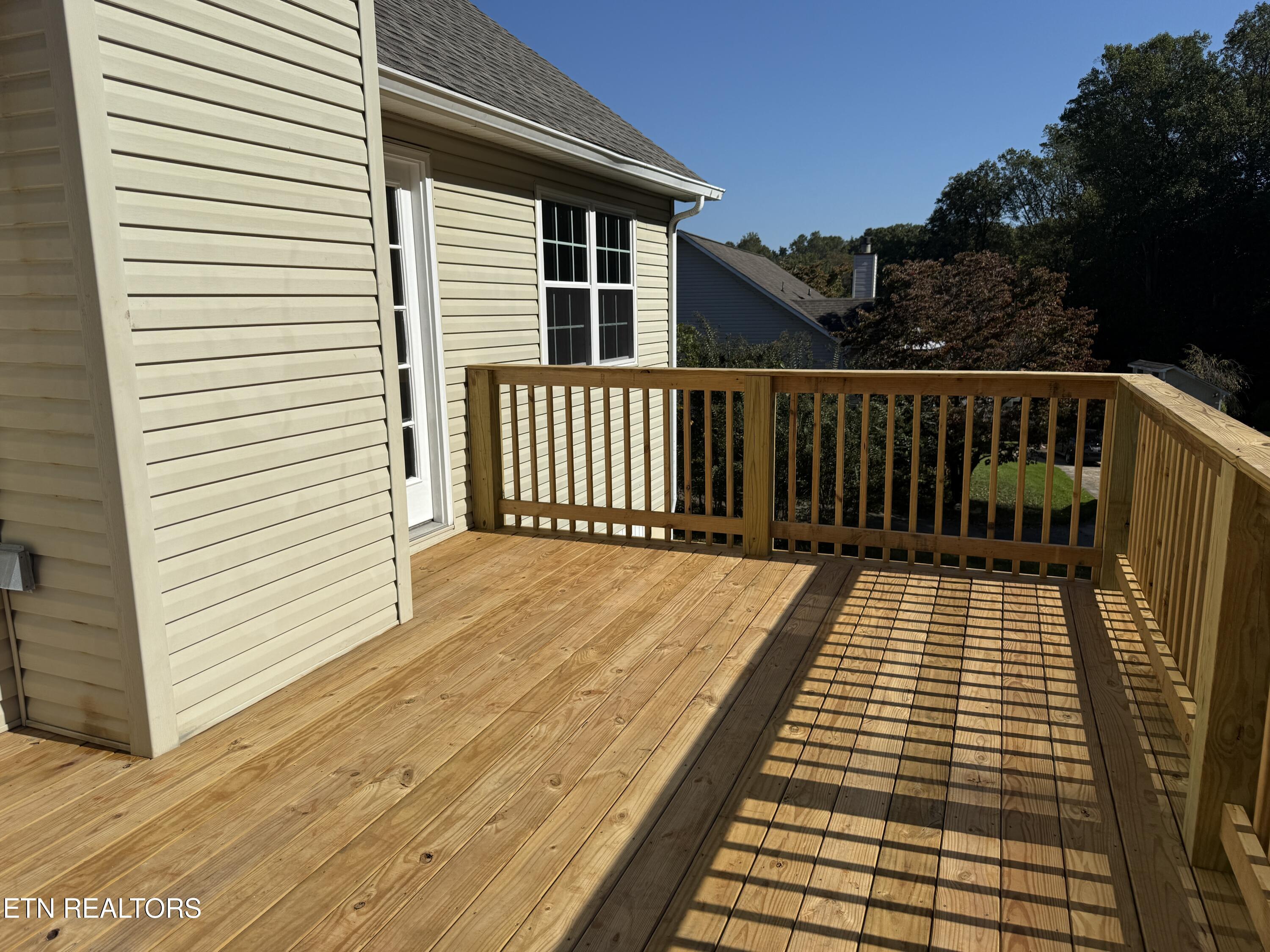 131 Autumn Drive Clinton TN 37716