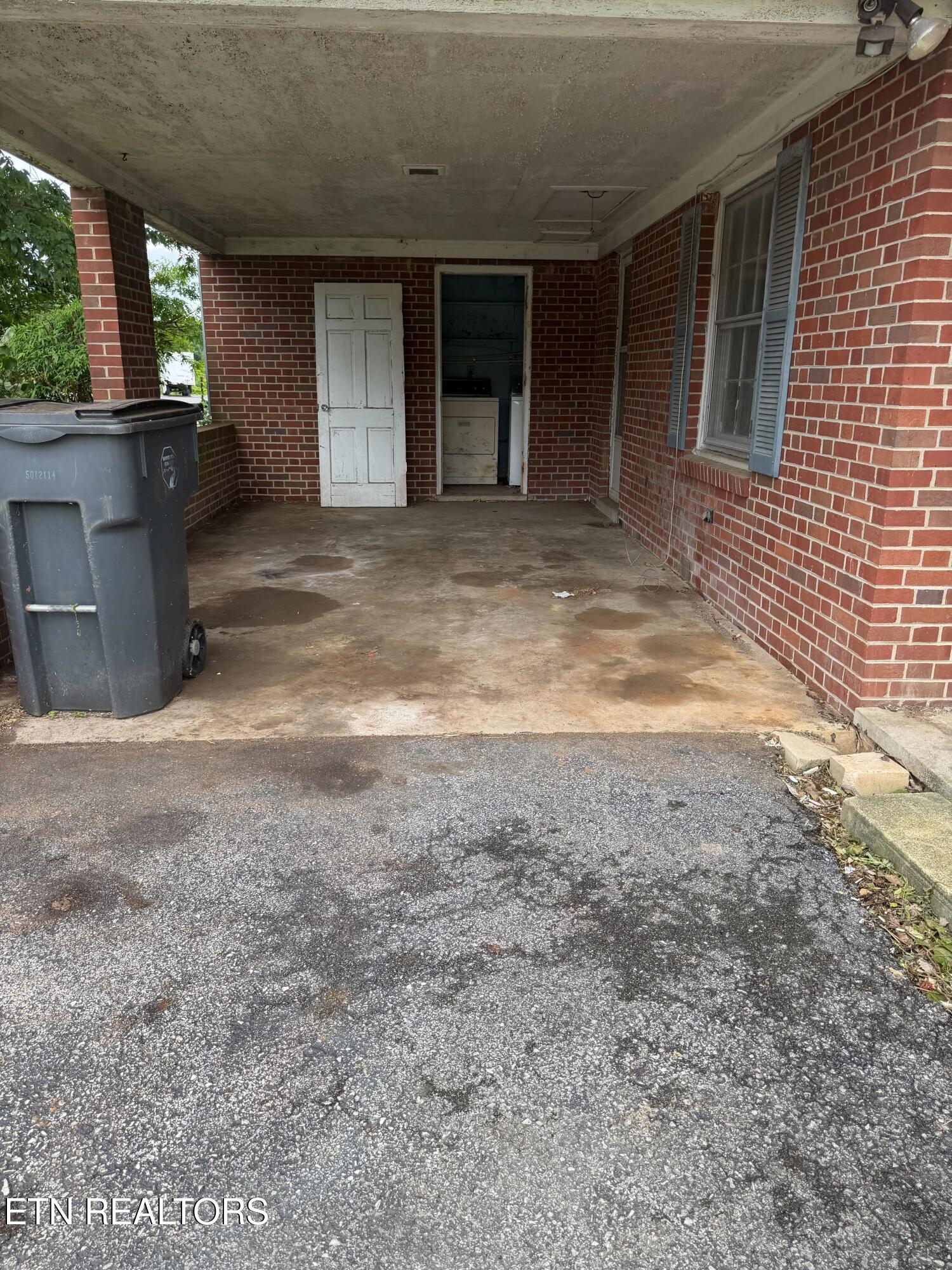 4477 Enka Highway Morristown TN 37813