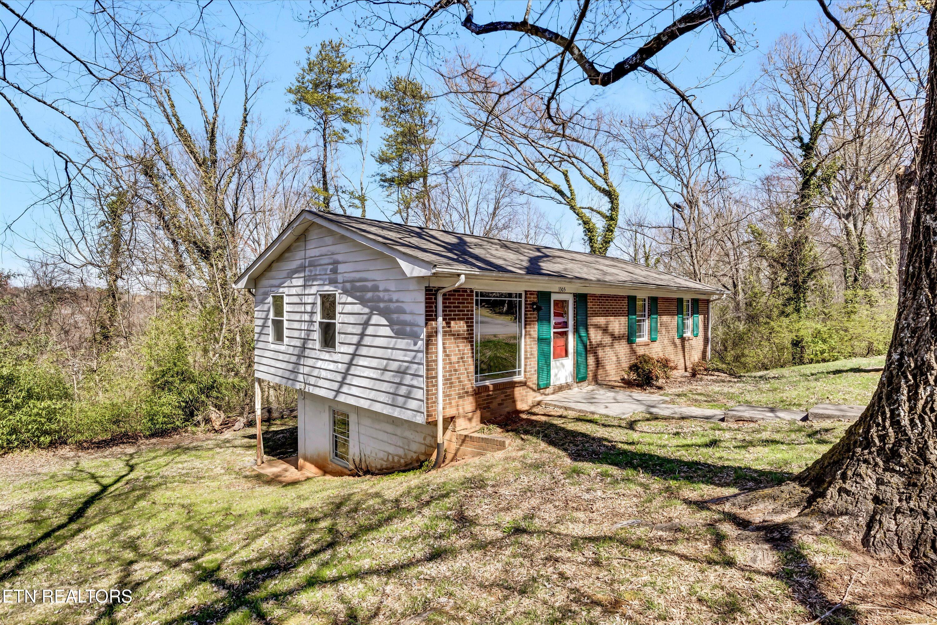 1305 Topside View Drive Maryville TN 37803