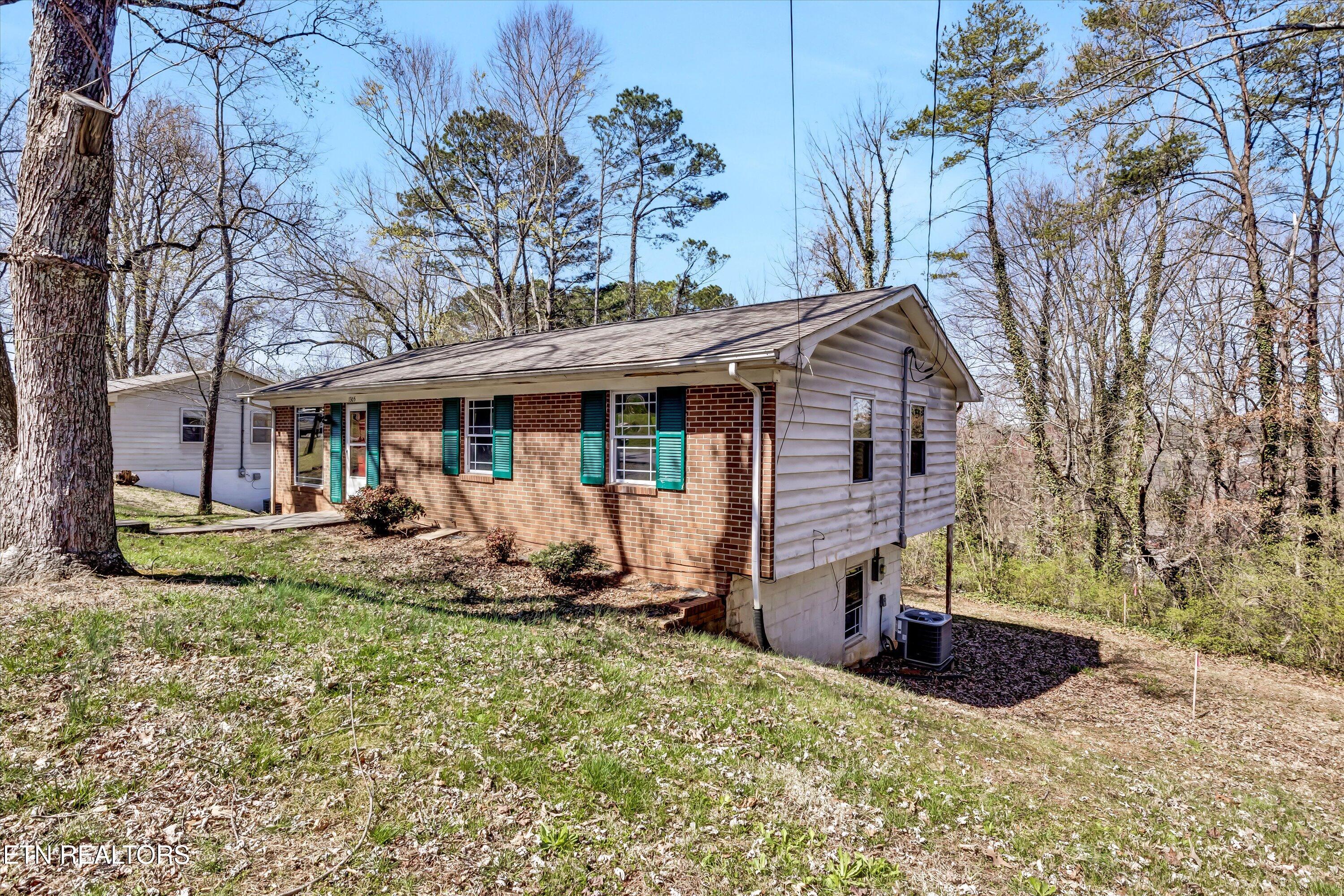 1305 Topside View Drive Maryville TN 37803