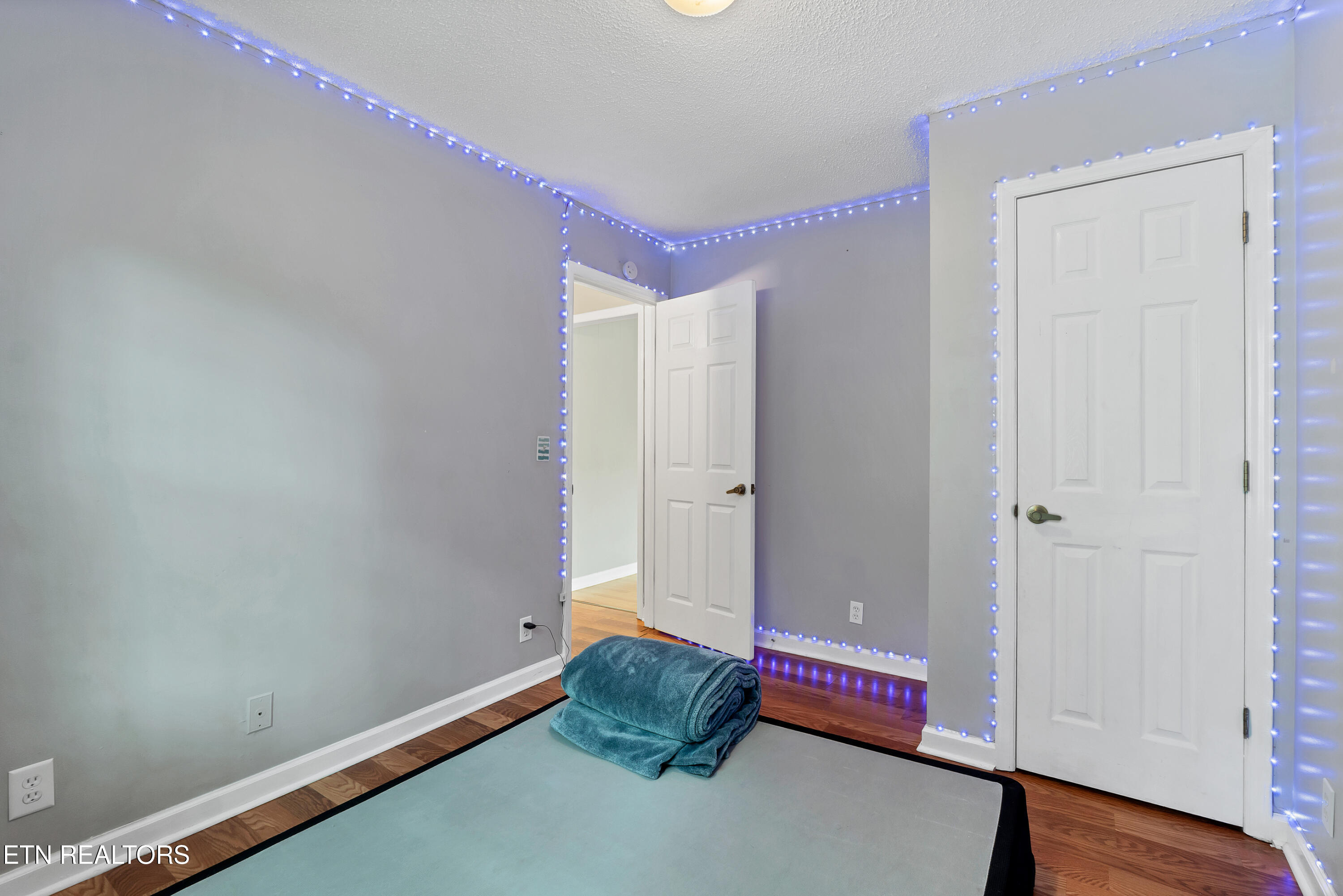 1521 Cherry Drive Maryville TN 37804