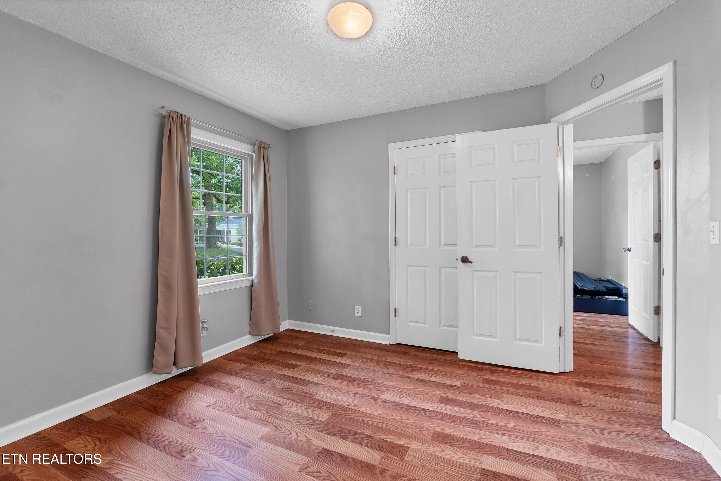 1521 Cherry Drive Maryville TN 37804