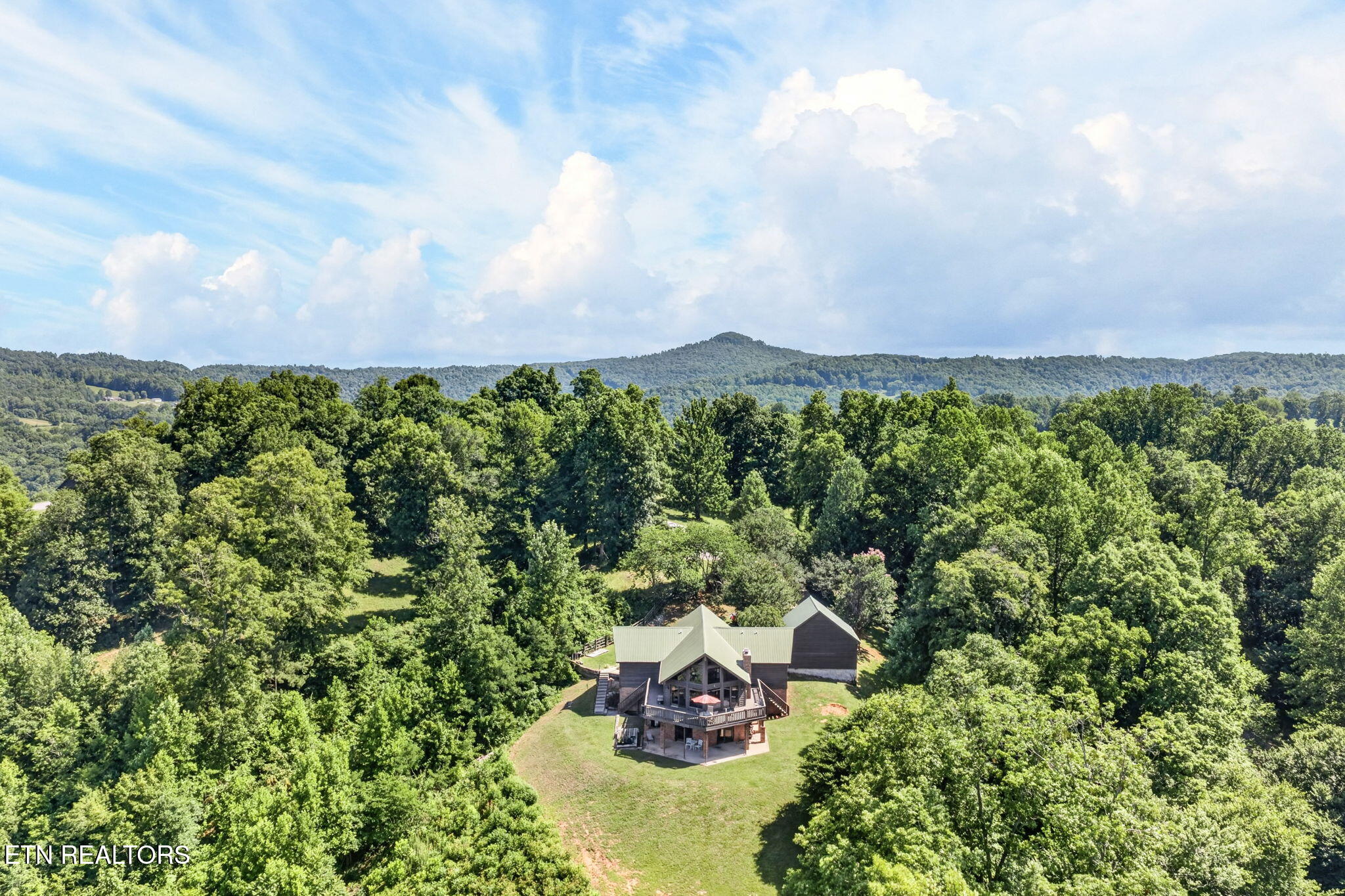 2051 Scenic View Court Byrdstown TN 38549