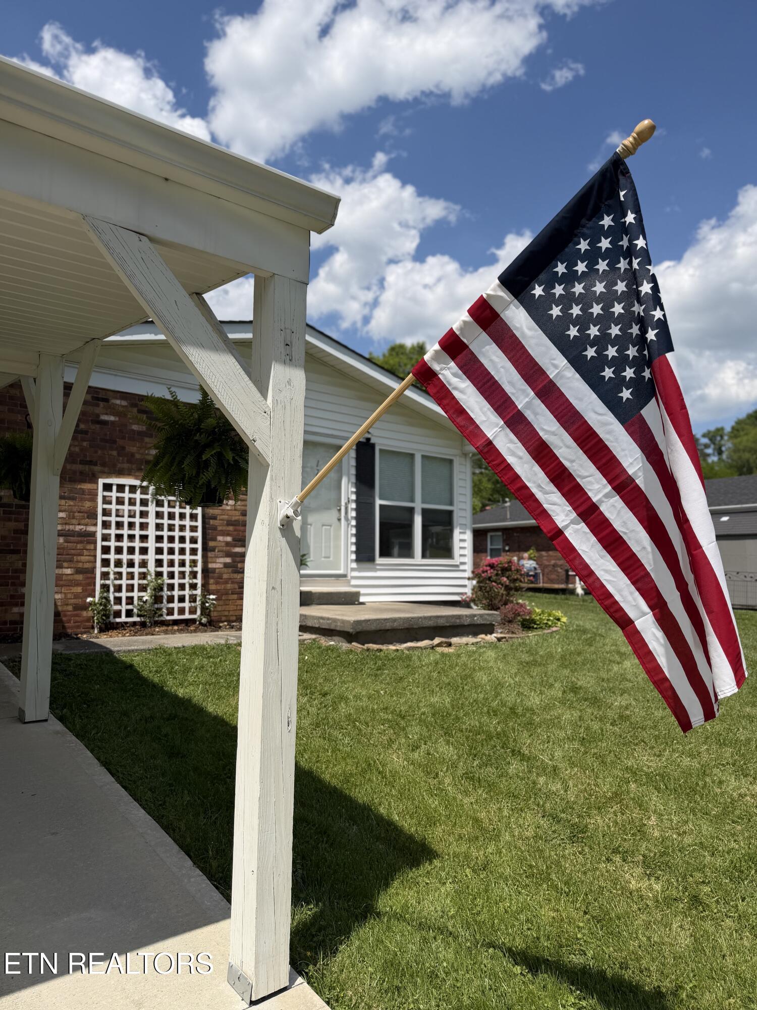 179 Troxel Drive Oneida TN 37841