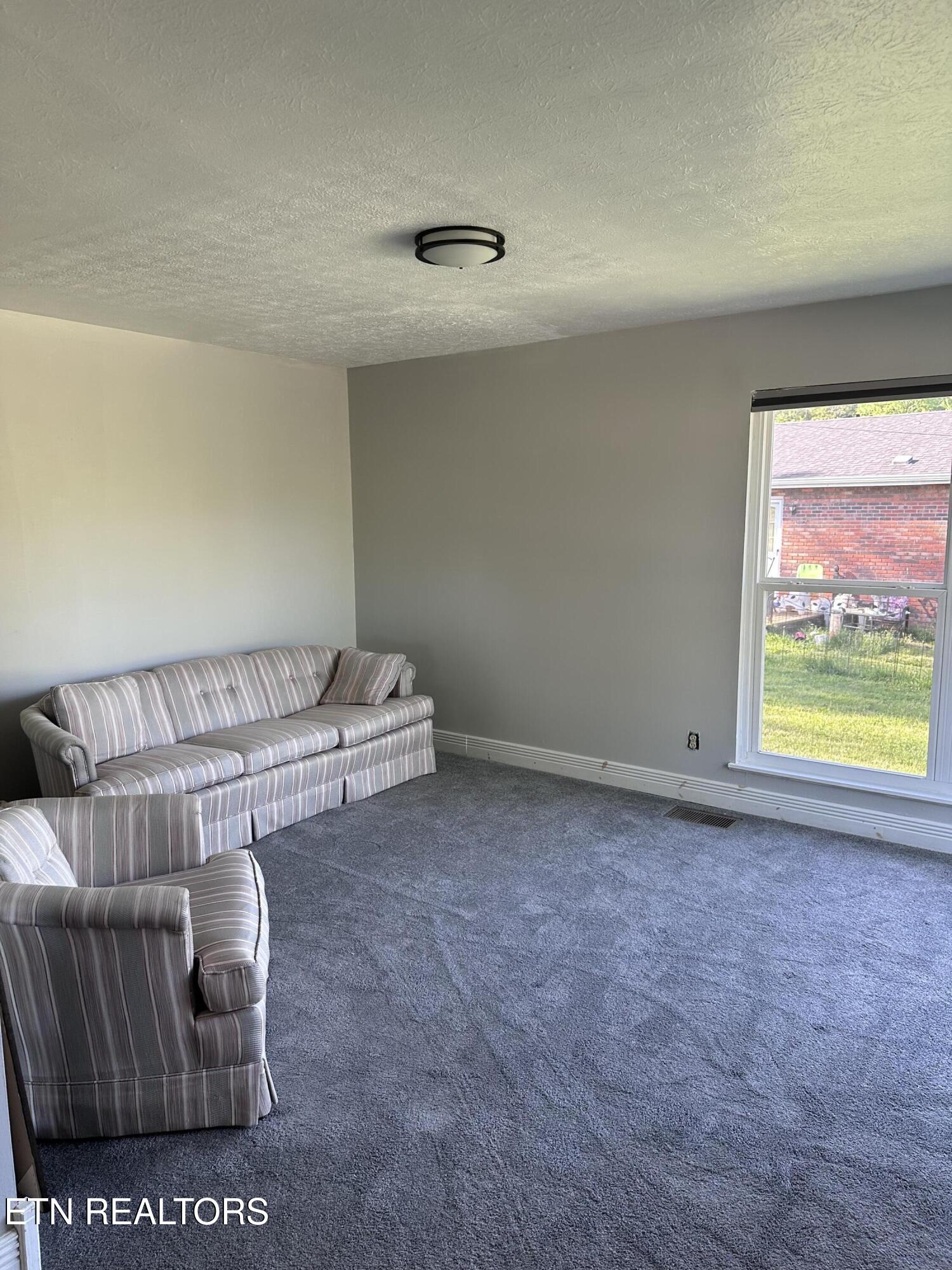 179 Troxel Drive Oneida TN 37841