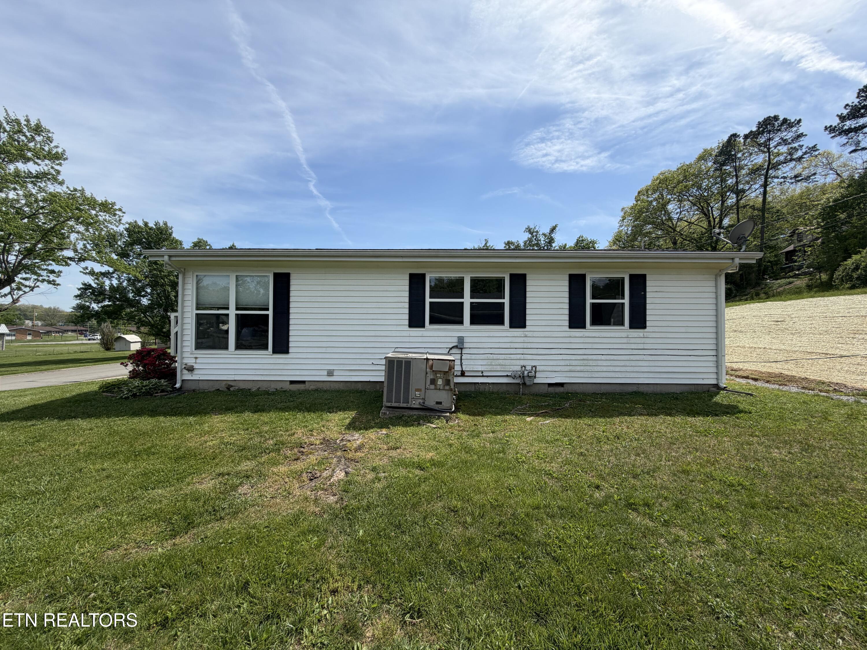 179 Troxel Drive Oneida TN 37841