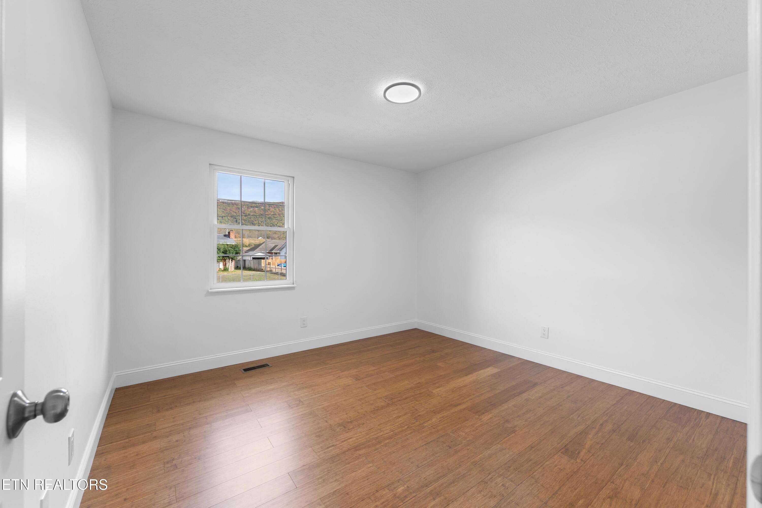 317 Indian Mound Circle Jacksboro TN 37757