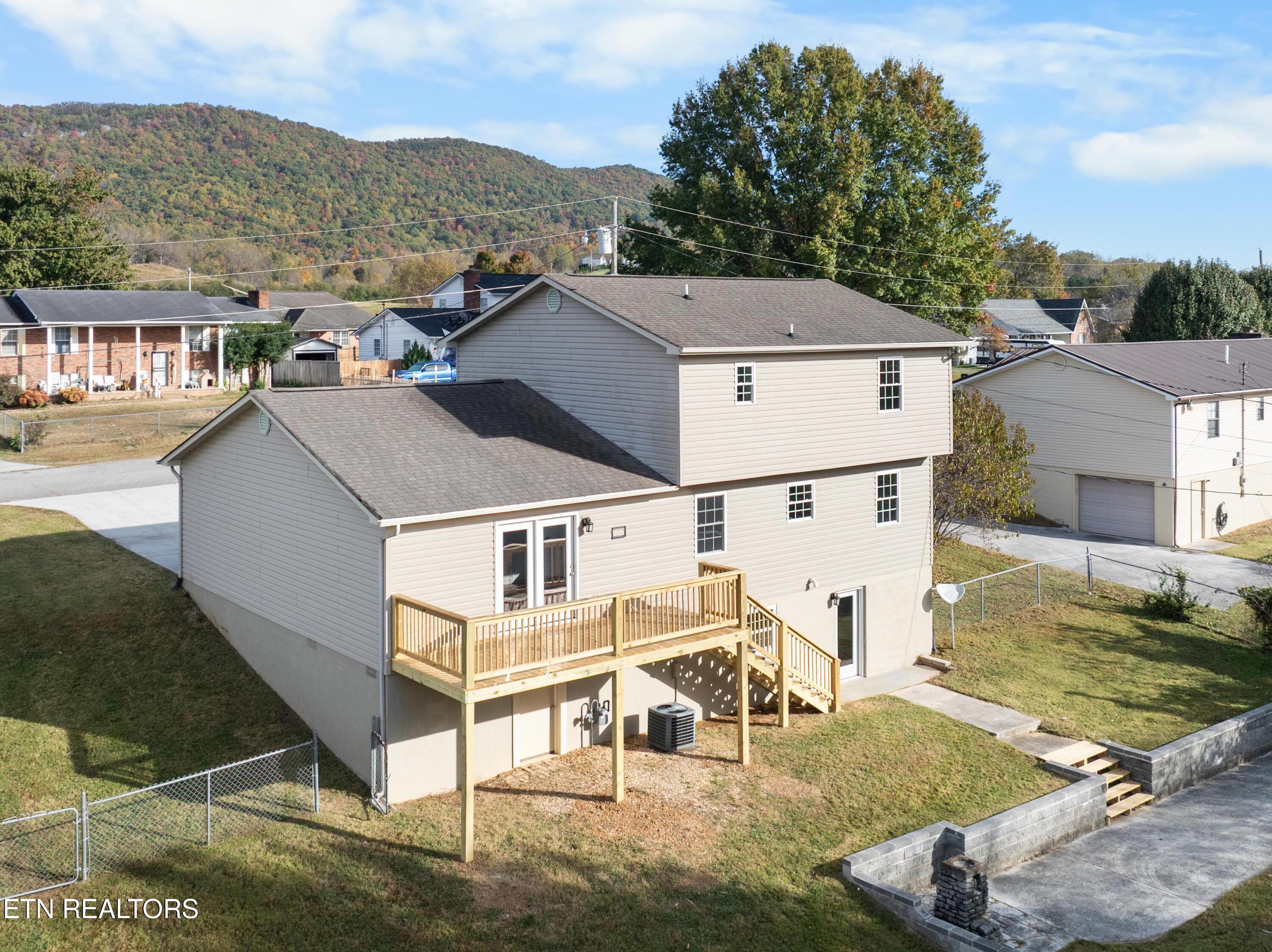 317 Indian Mound Circle Jacksboro TN 37757