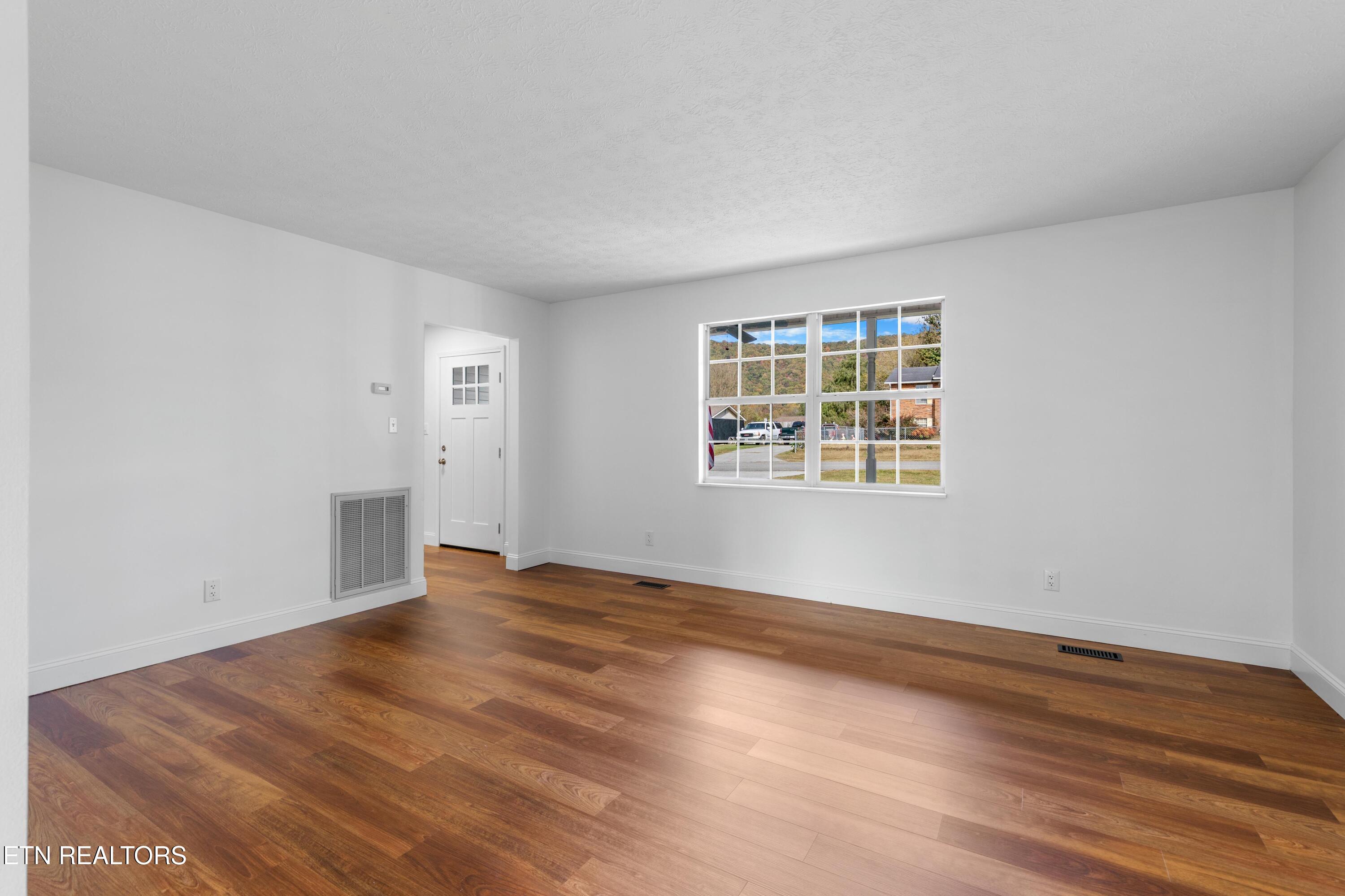 317 Indian Mound Circle Jacksboro TN 37757