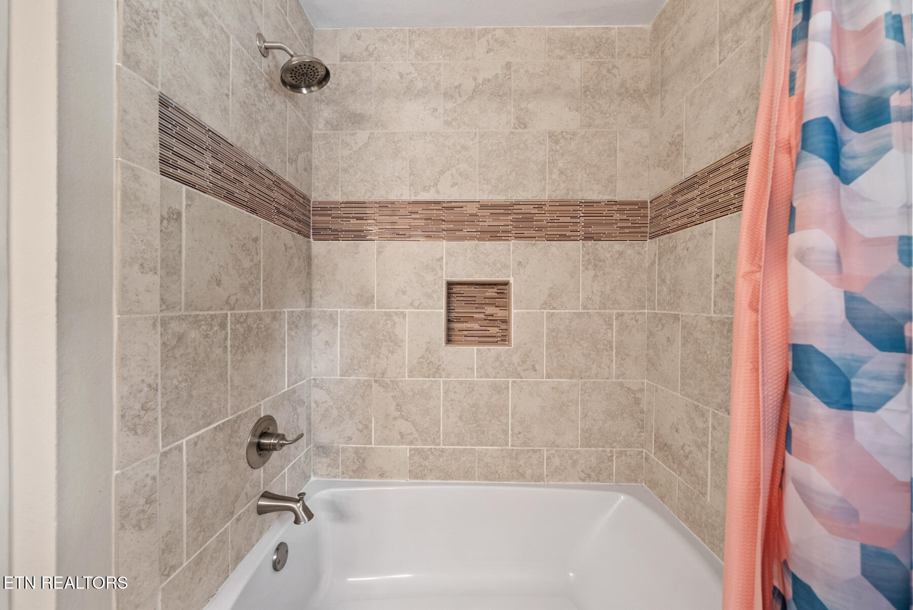 156 Pace Avenue Crossville TN 38555