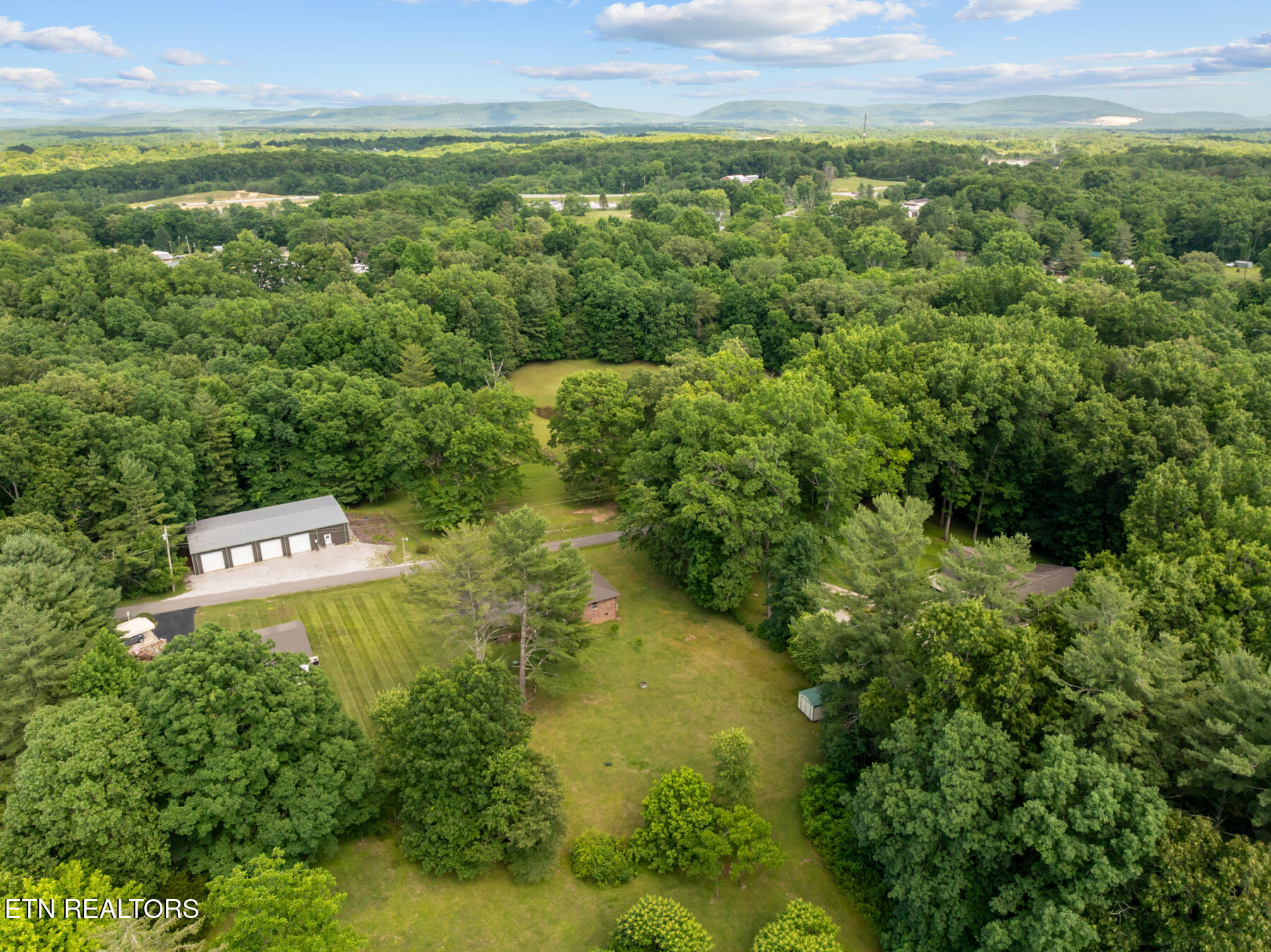 156 Pace Avenue Crossville TN 38555