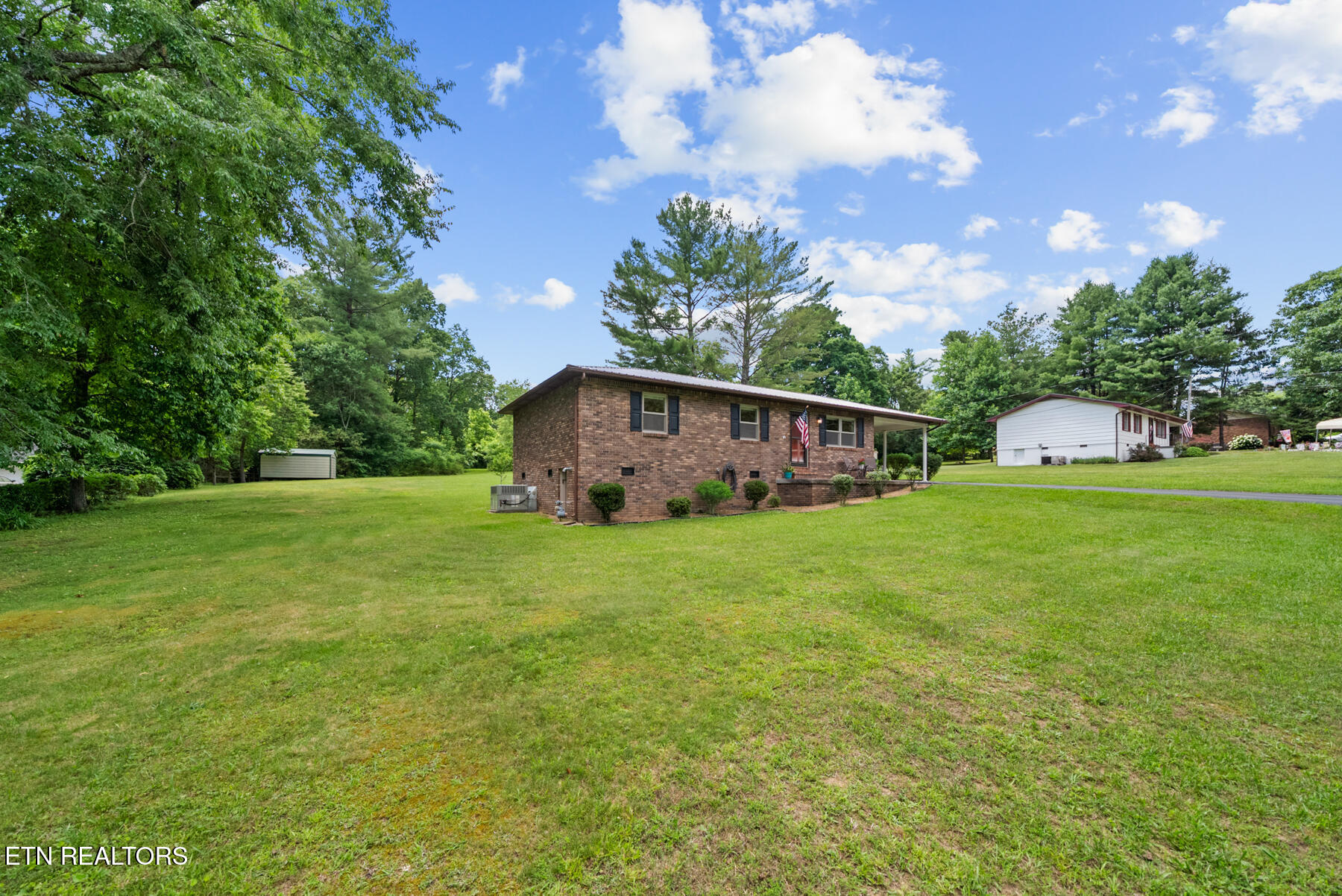 156 Pace Avenue Crossville TN 38555