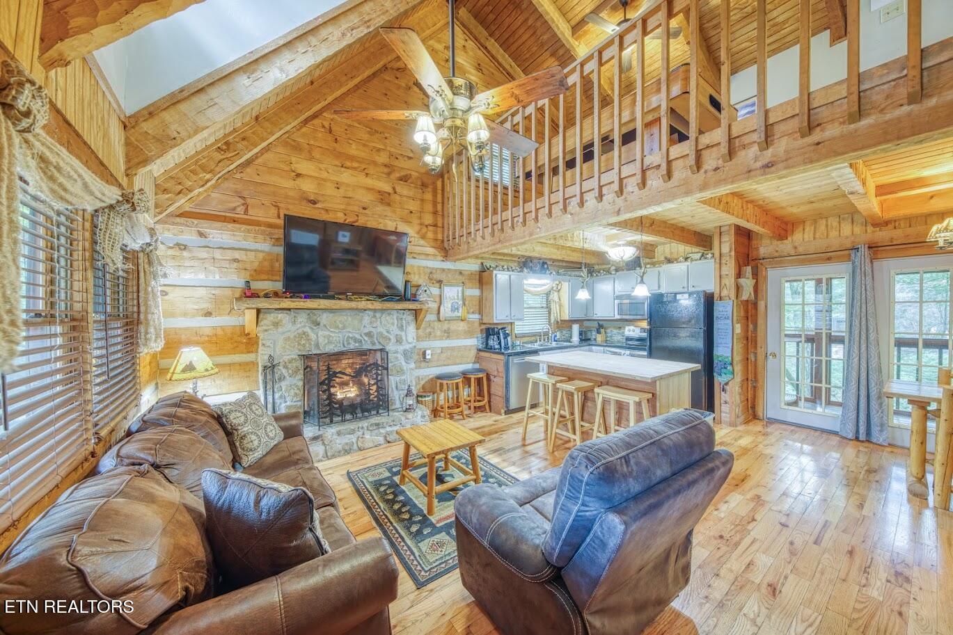 1136 E Foothills Drive Gatlinburg TN 37738