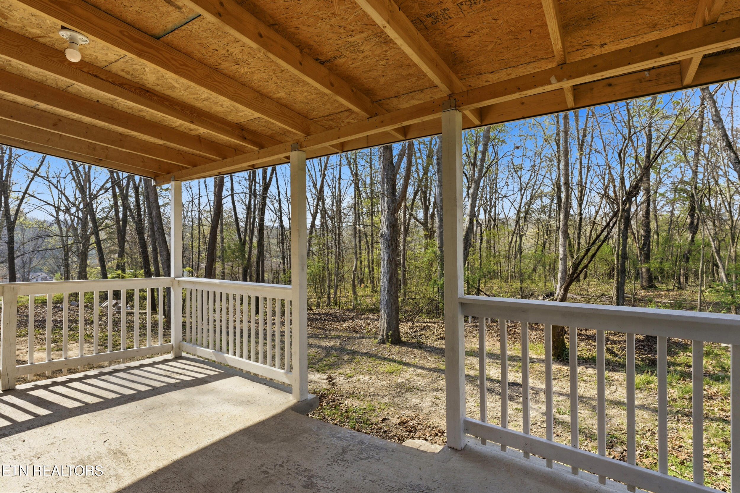 213 Coley Lane Lenoir City TN 37771
