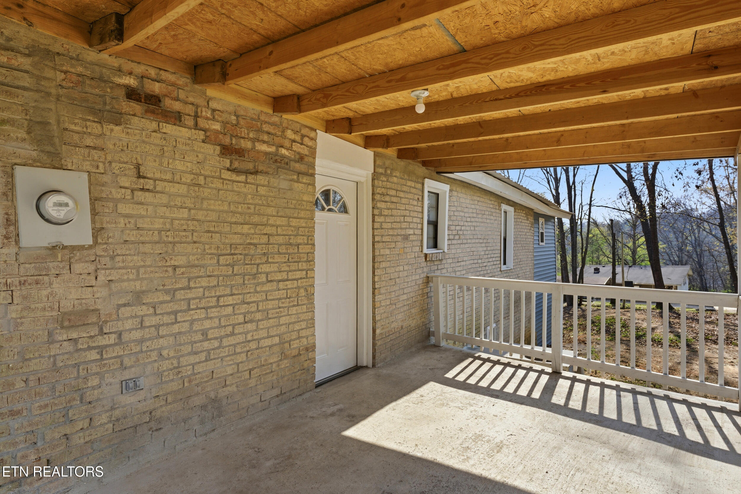 213 Coley Lane Lenoir City TN 37771