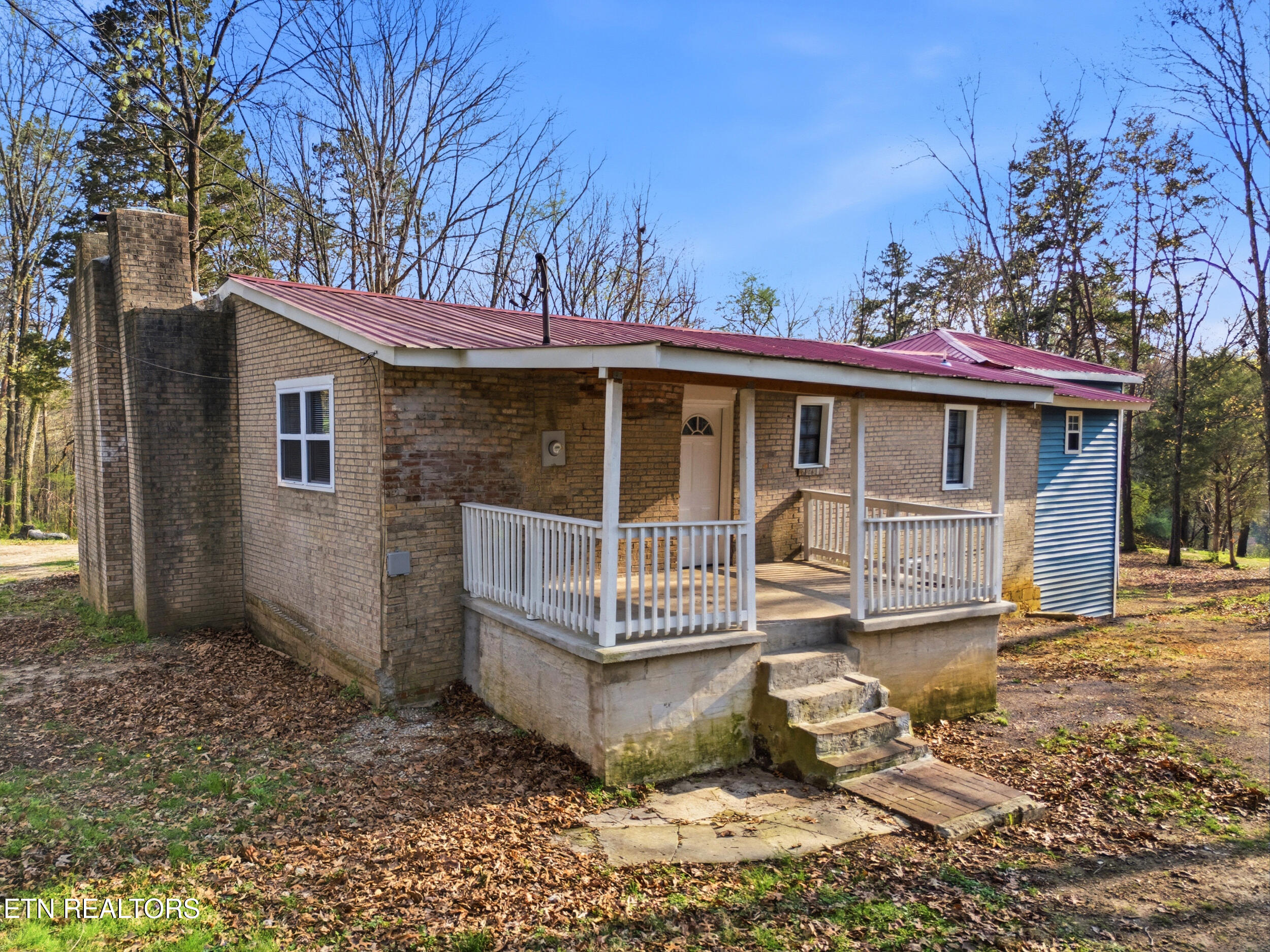 213 Coley Lane Lenoir City TN 37771