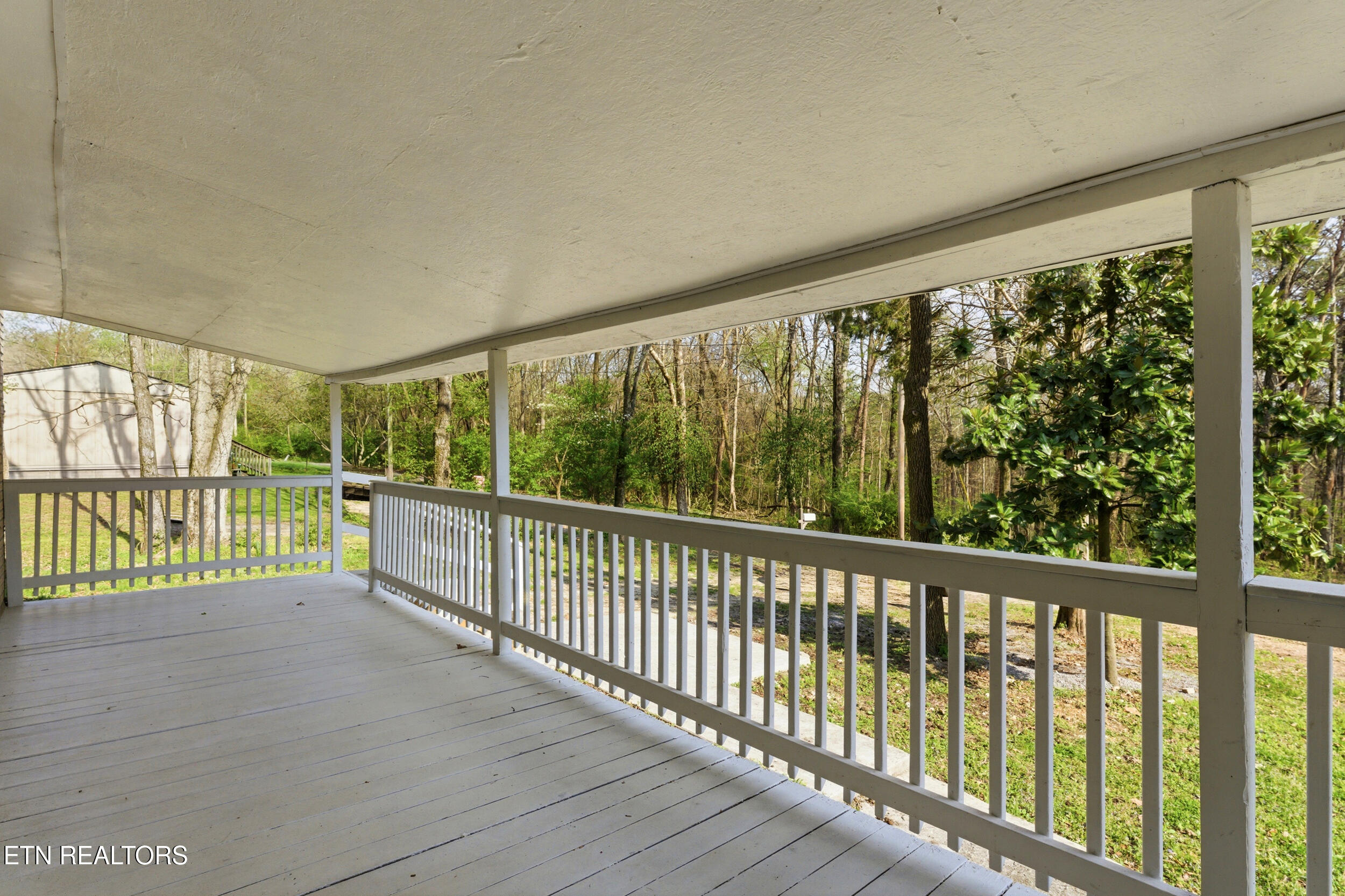 213 Coley Lane Lenoir City TN 37771