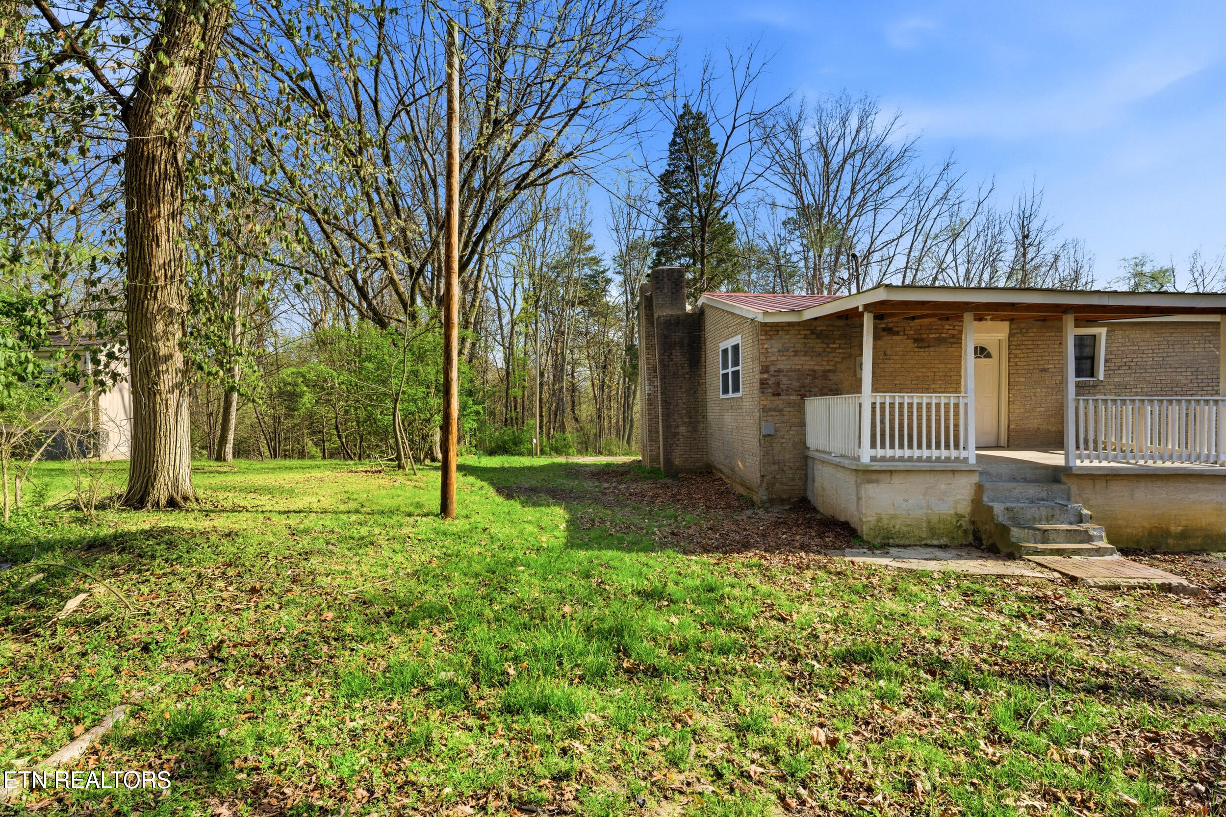 213 Coley Lane Lenoir City TN 37771