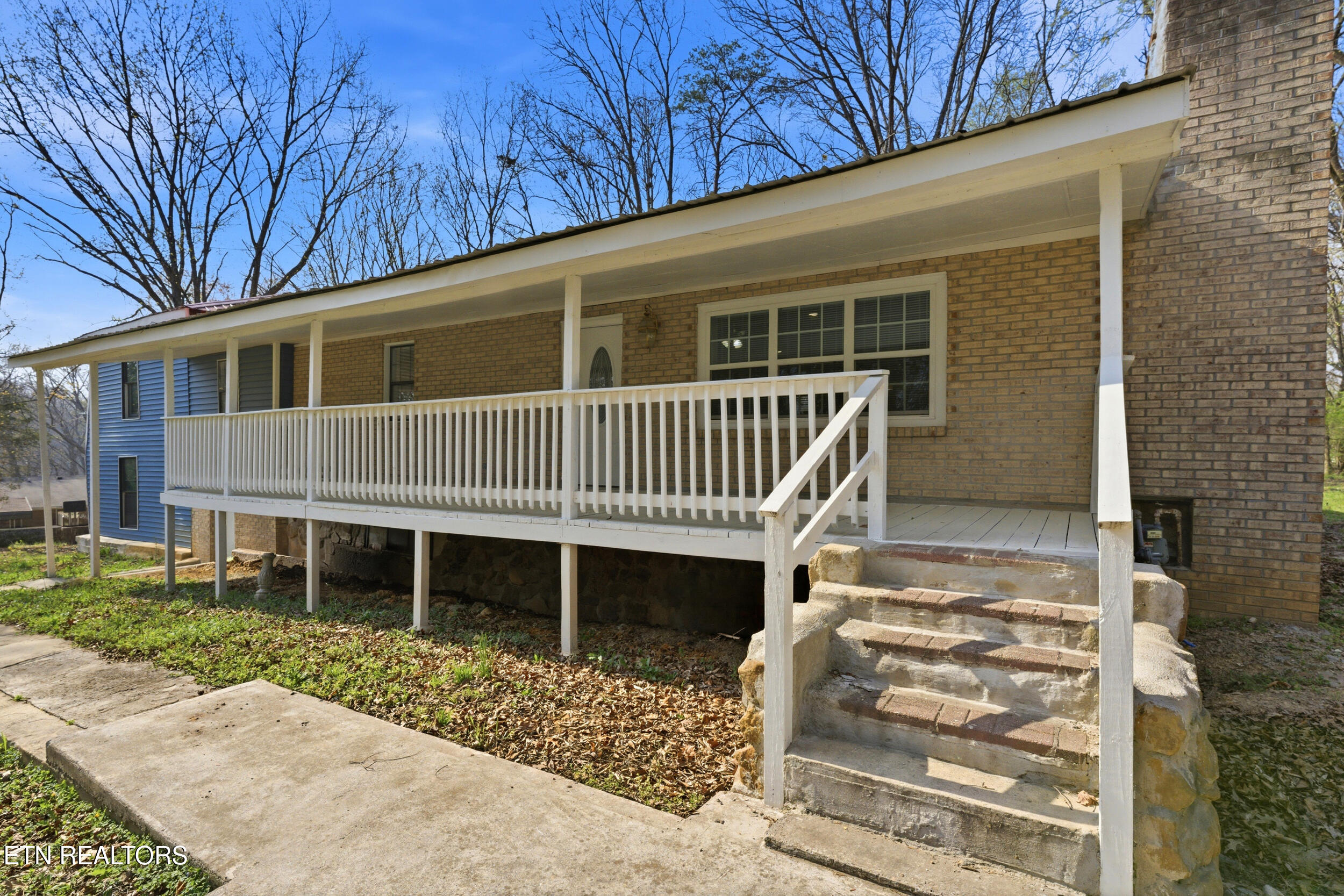 213 Coley Lane Lenoir City TN 37771
