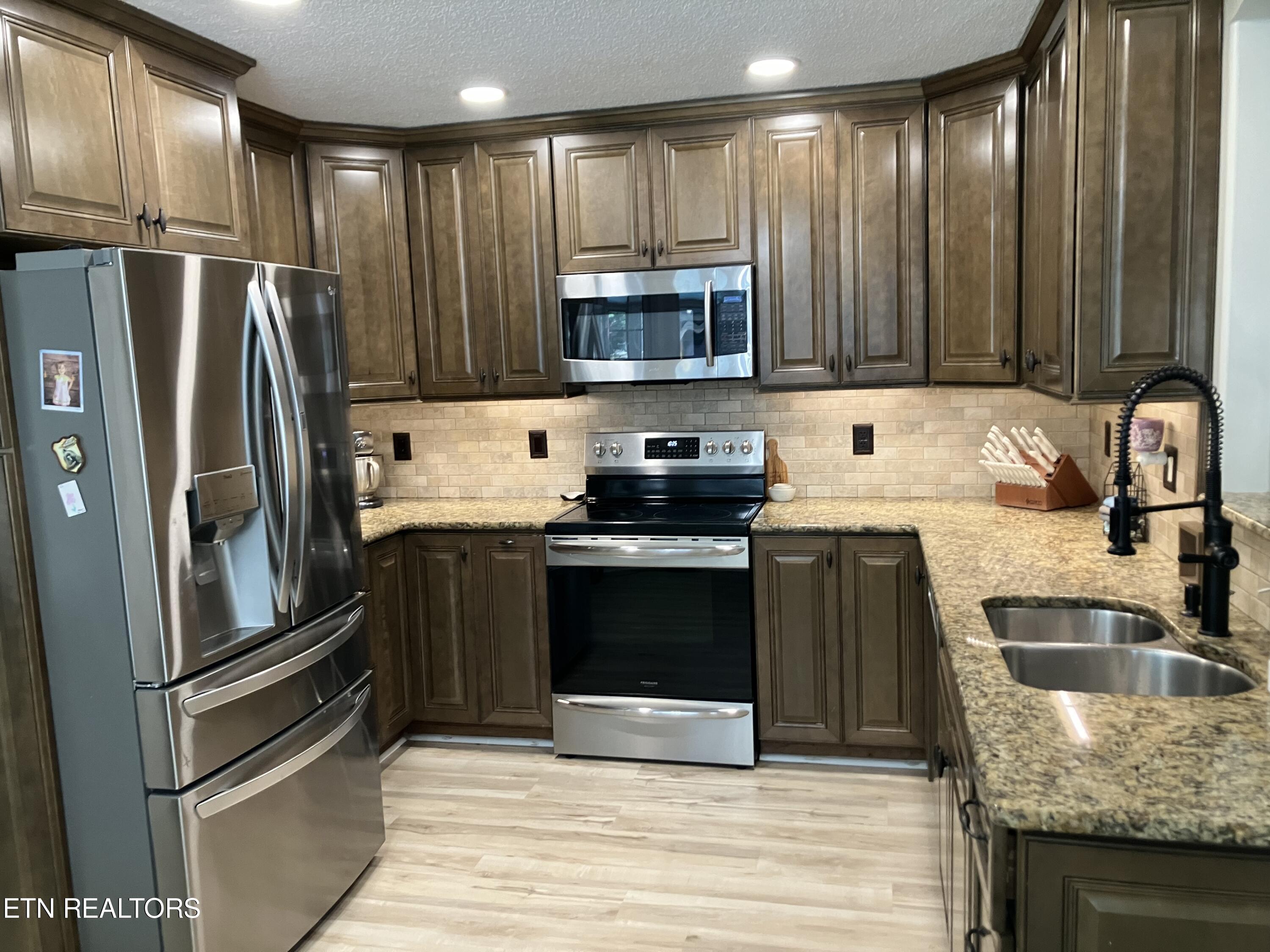 7705 Keswick Road Powell TN 37849