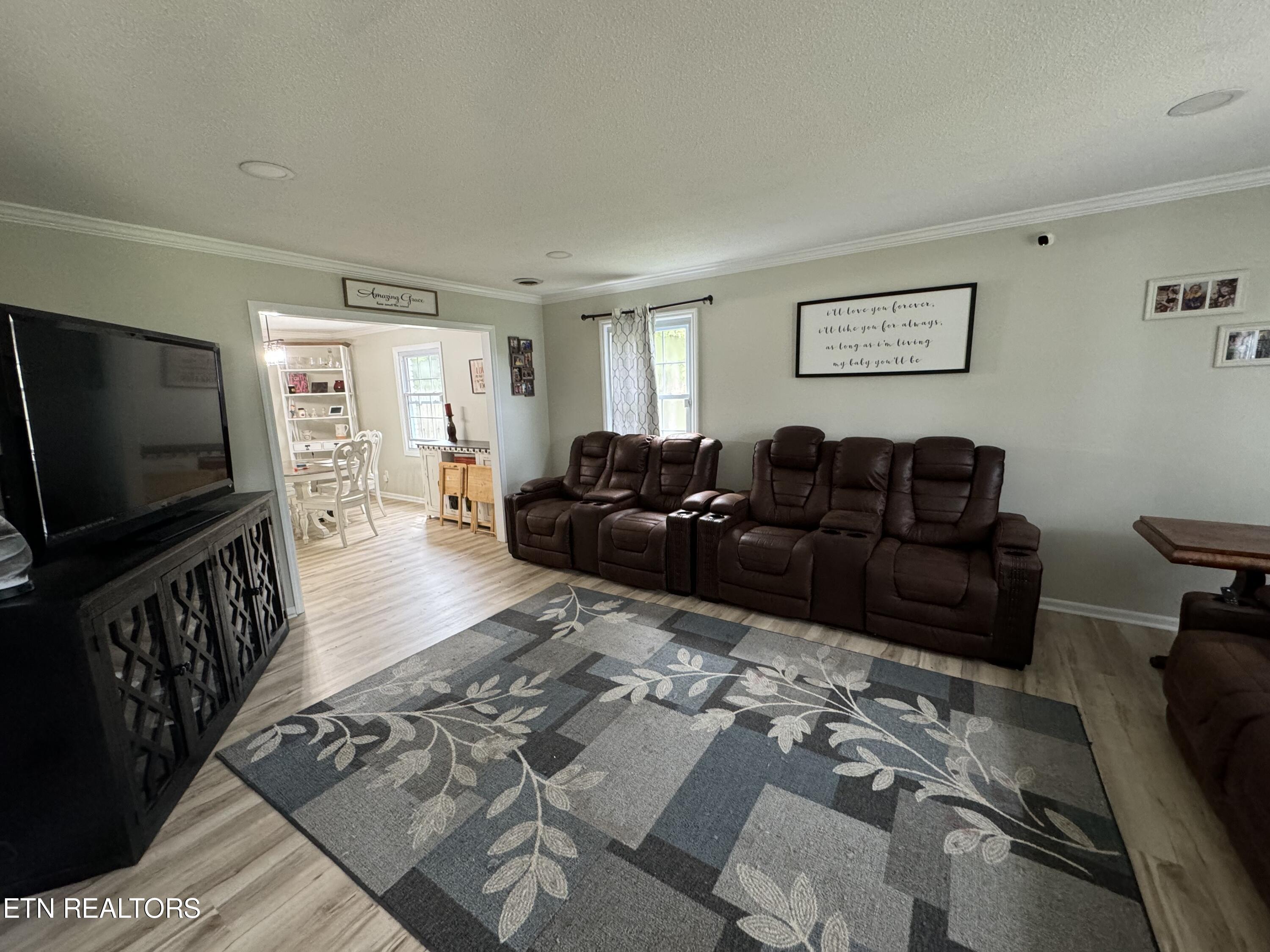 7705 Keswick Road Powell TN 37849
