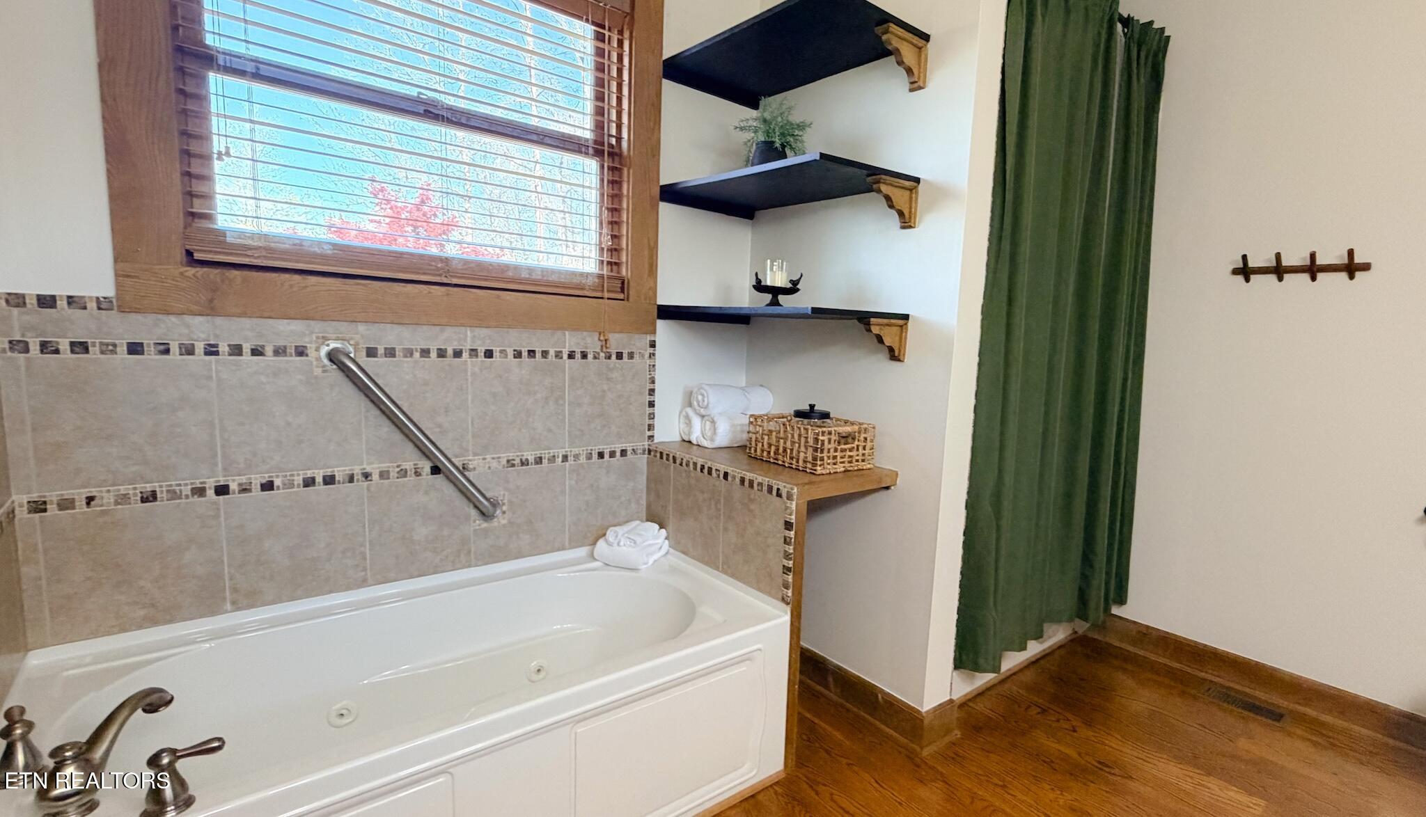 2417 Sylvan Glen Way Pigeon Forge TN 37863