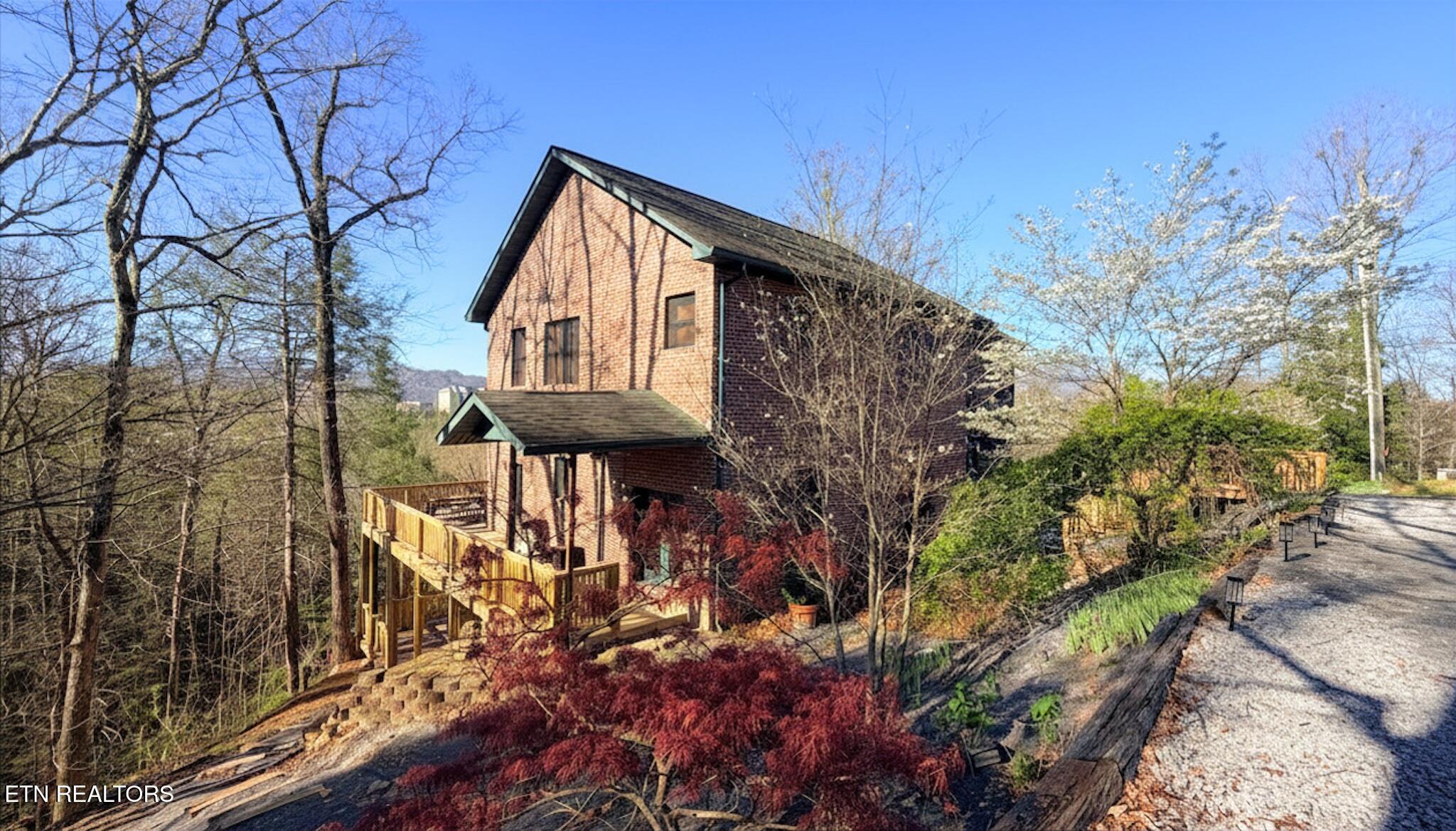 2417 Sylvan Glen Way Pigeon Forge TN 37863