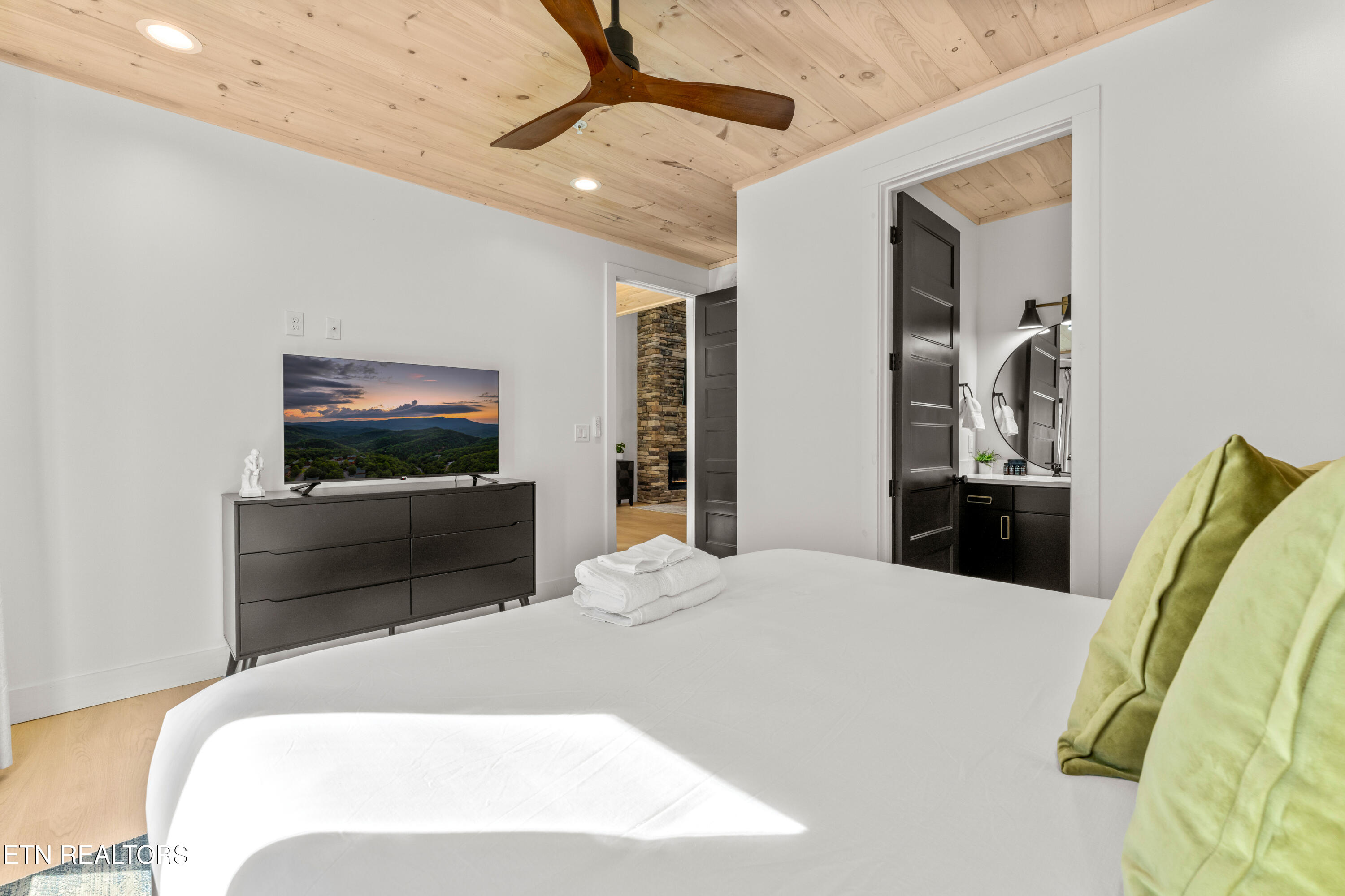4143 Fontaine Way Gatlinburg TN 37738