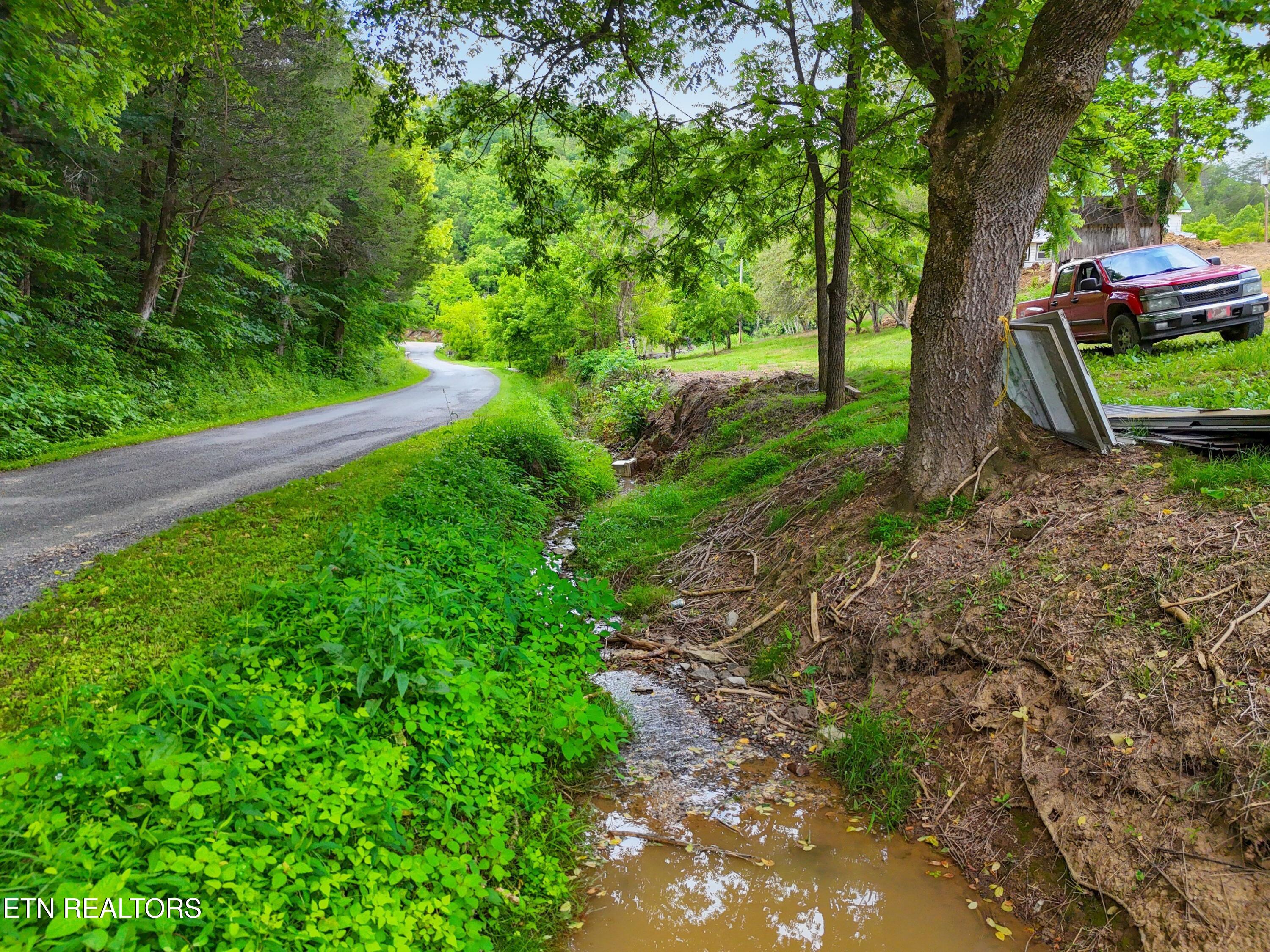 131 Kyle Valley Road Eidson TN 37731