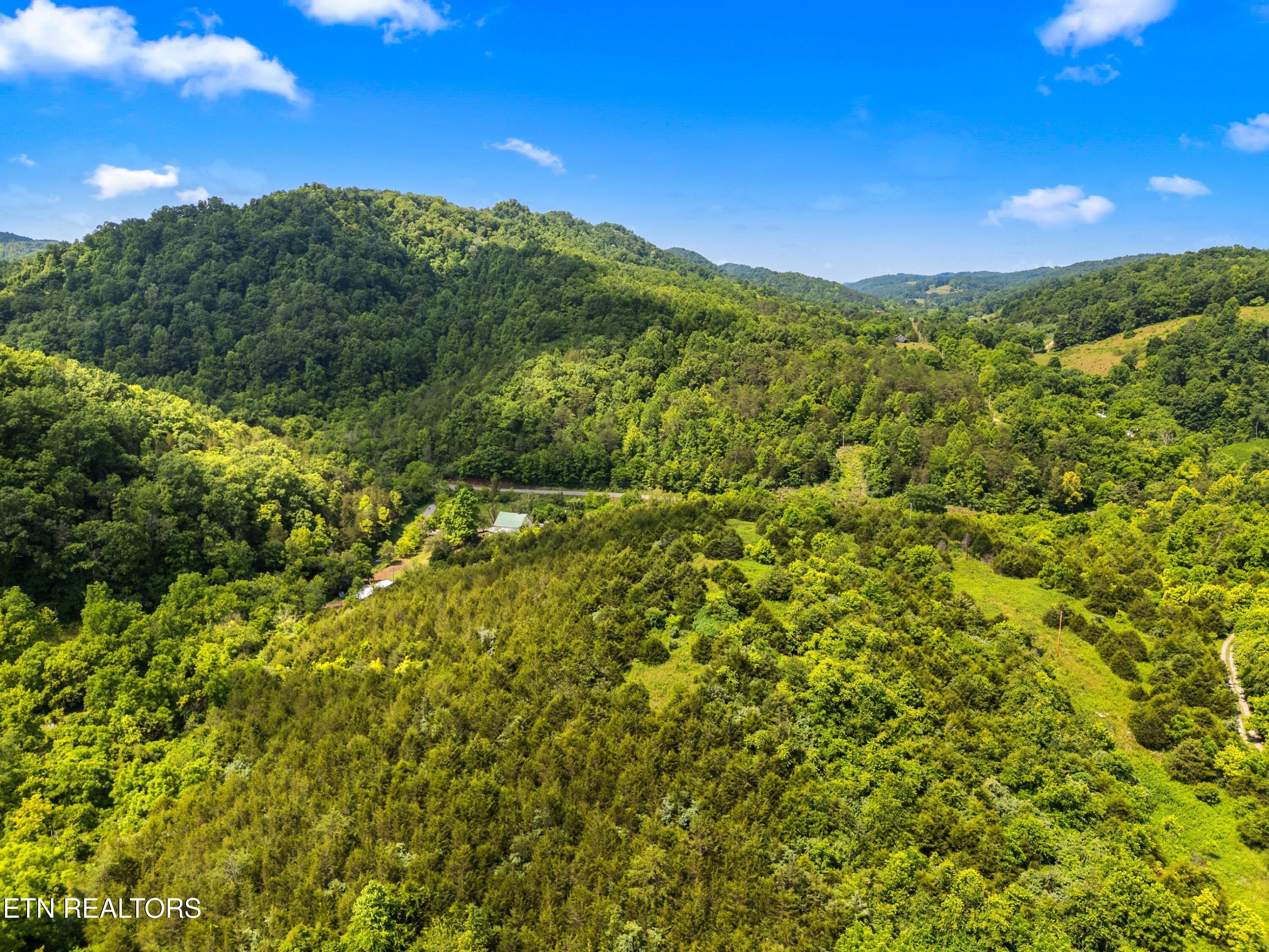 131 Kyle Valley Road Eidson TN 37731