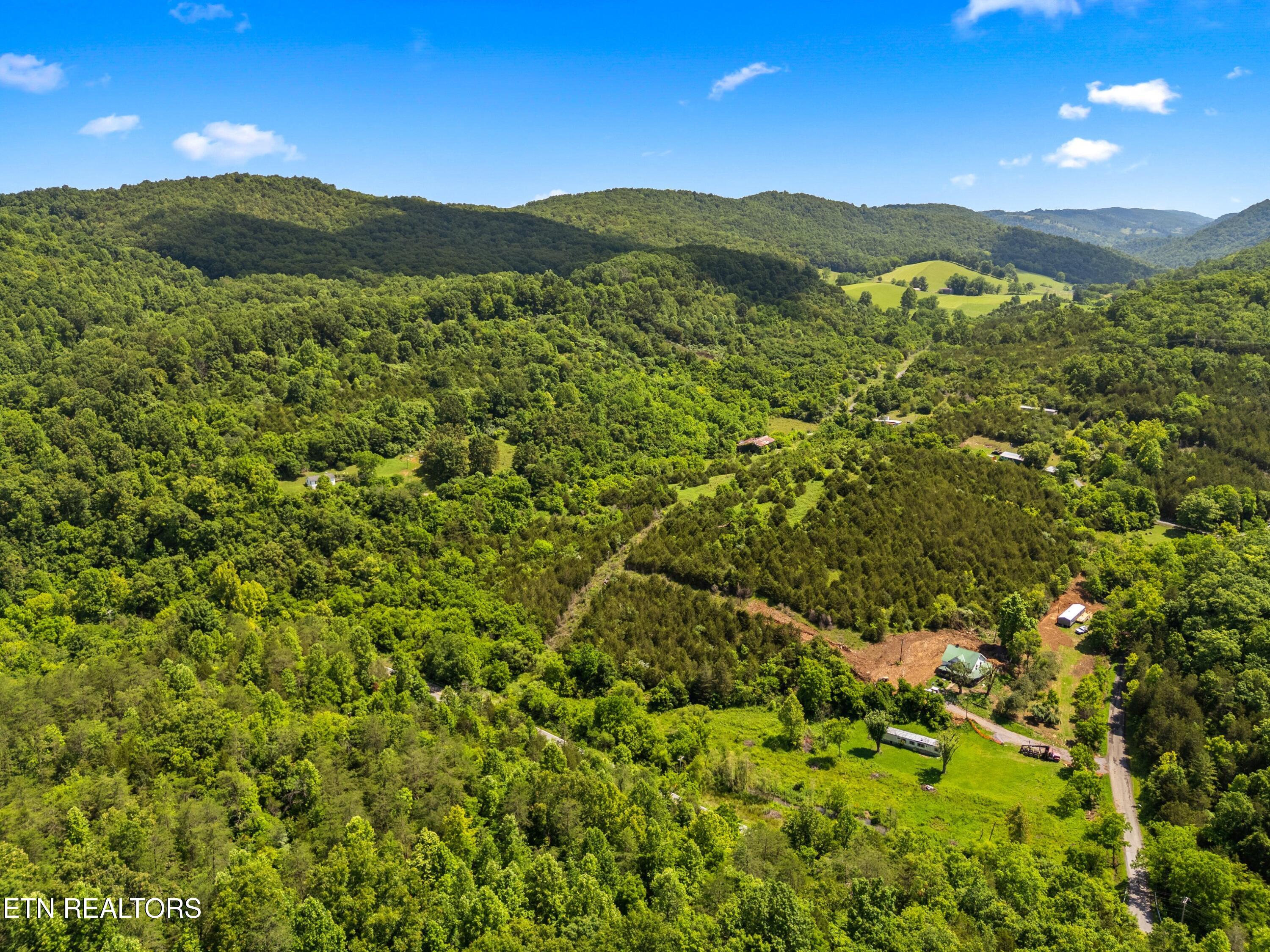 131 Kyle Valley Road Eidson TN 37731