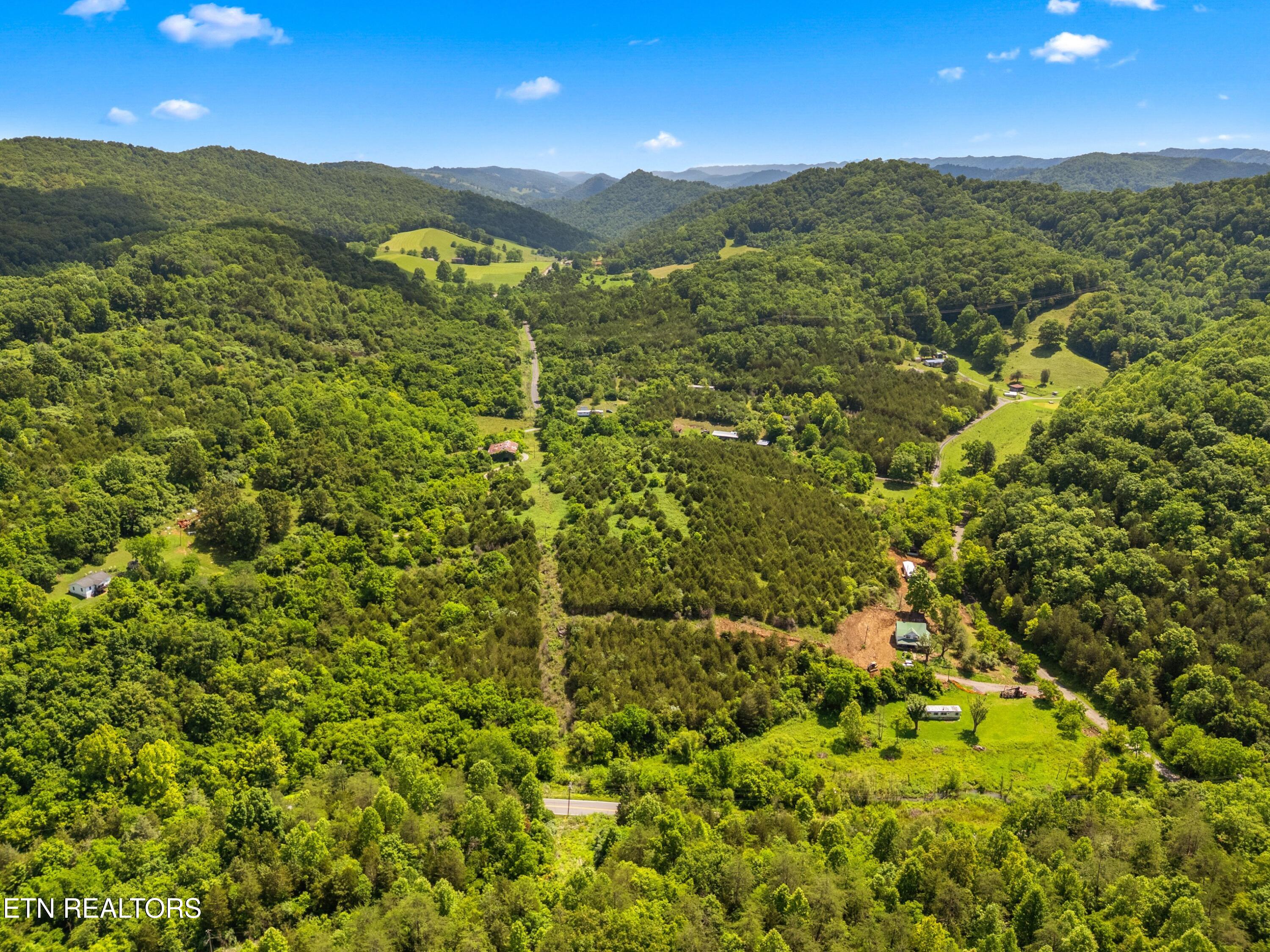 131 Kyle Valley Road Eidson TN 37731