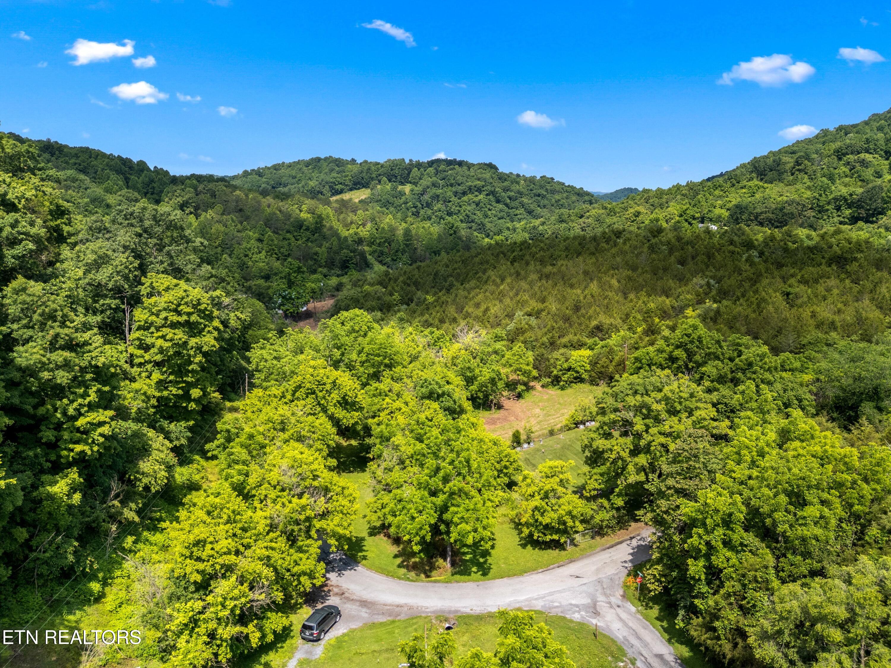 131 Kyle Valley Road Eidson TN 37731
