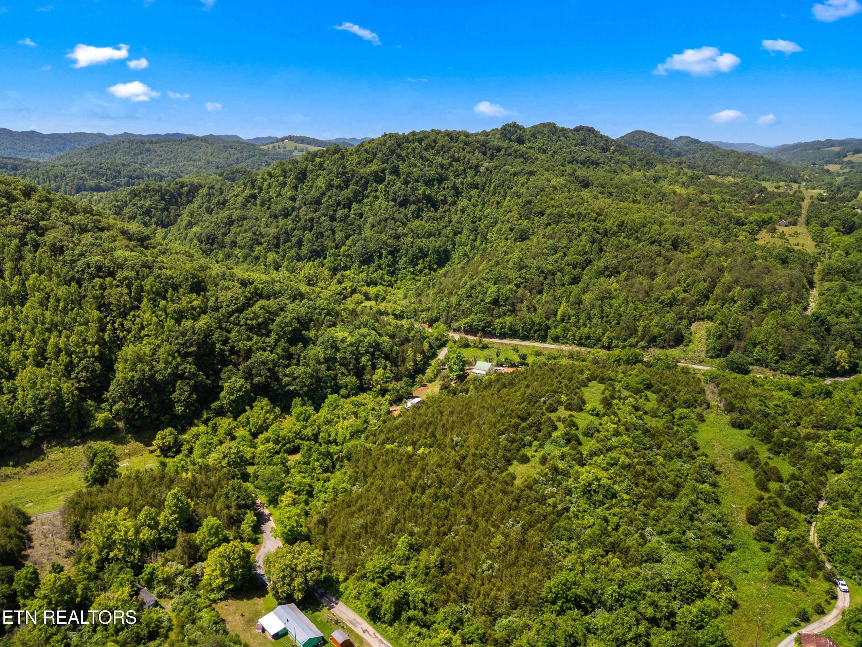131 Kyle Valley Road Eidson TN 37731