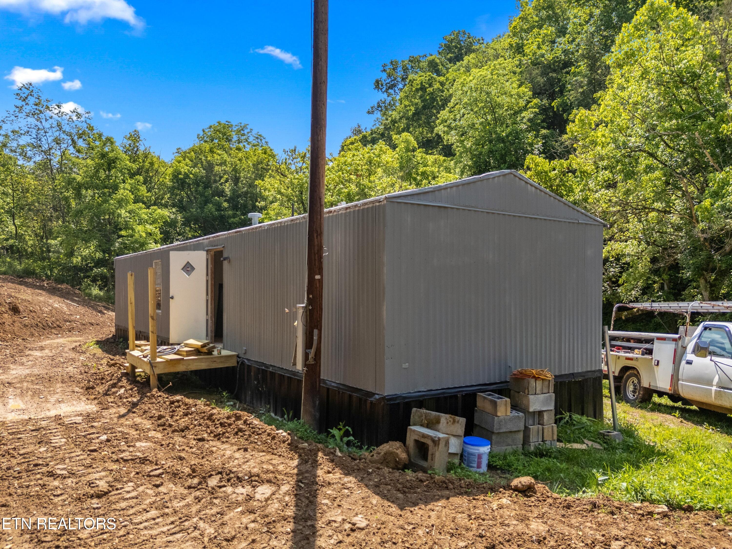 131 Kyle Valley Road Eidson TN 37731