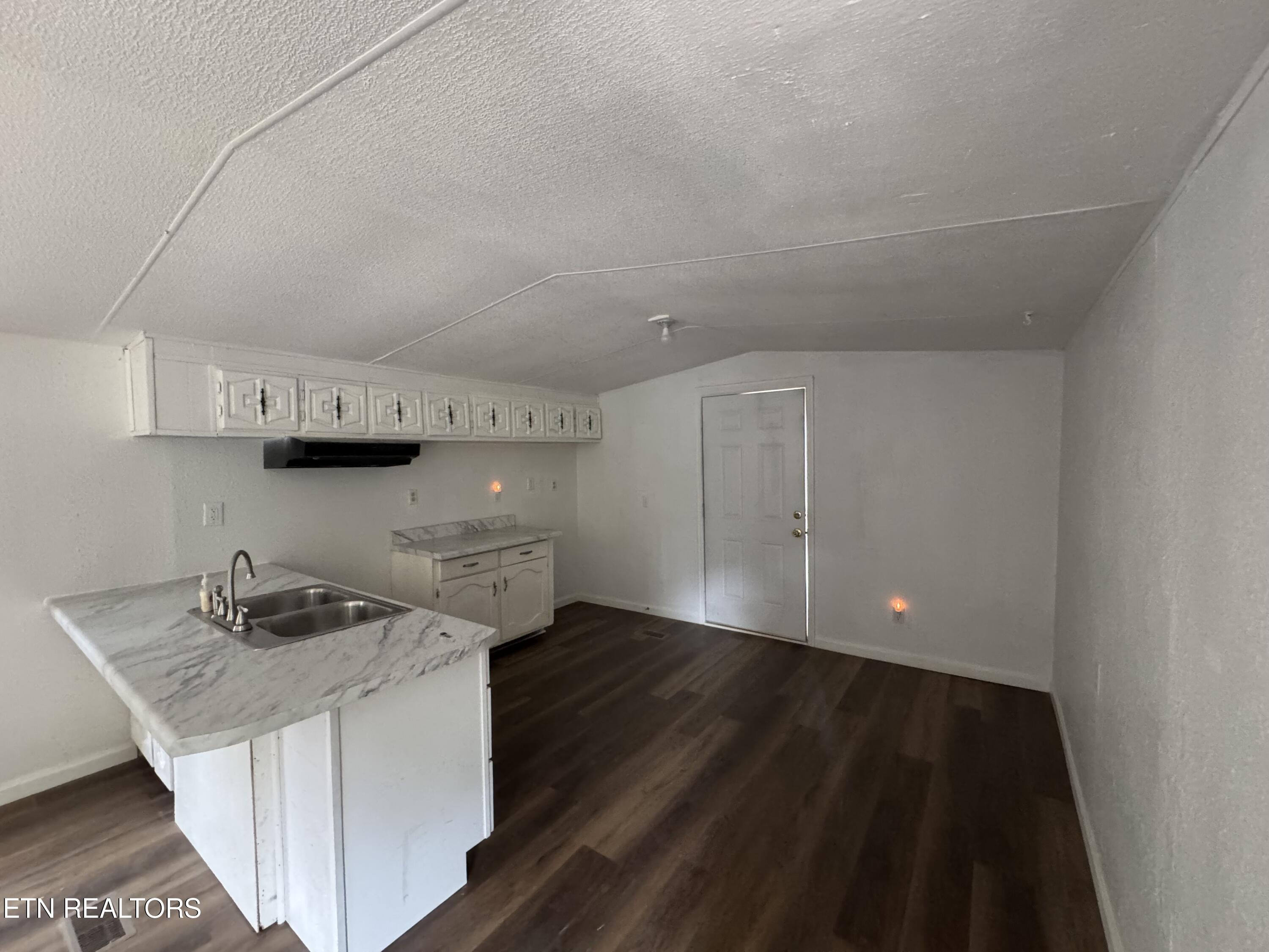 131 Kyle Valley Road Eidson TN 37731