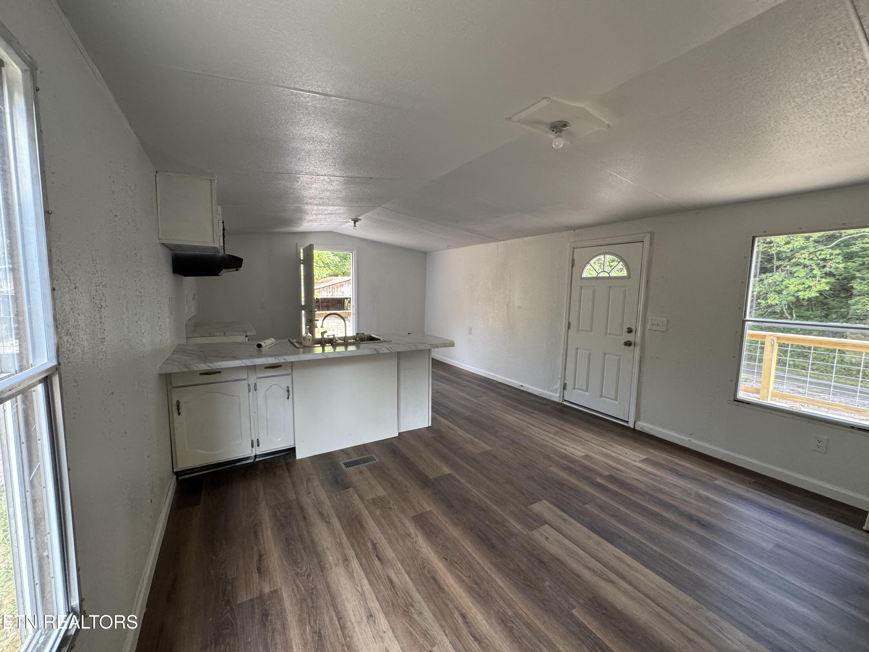 131 Kyle Valley Road Eidson TN 37731